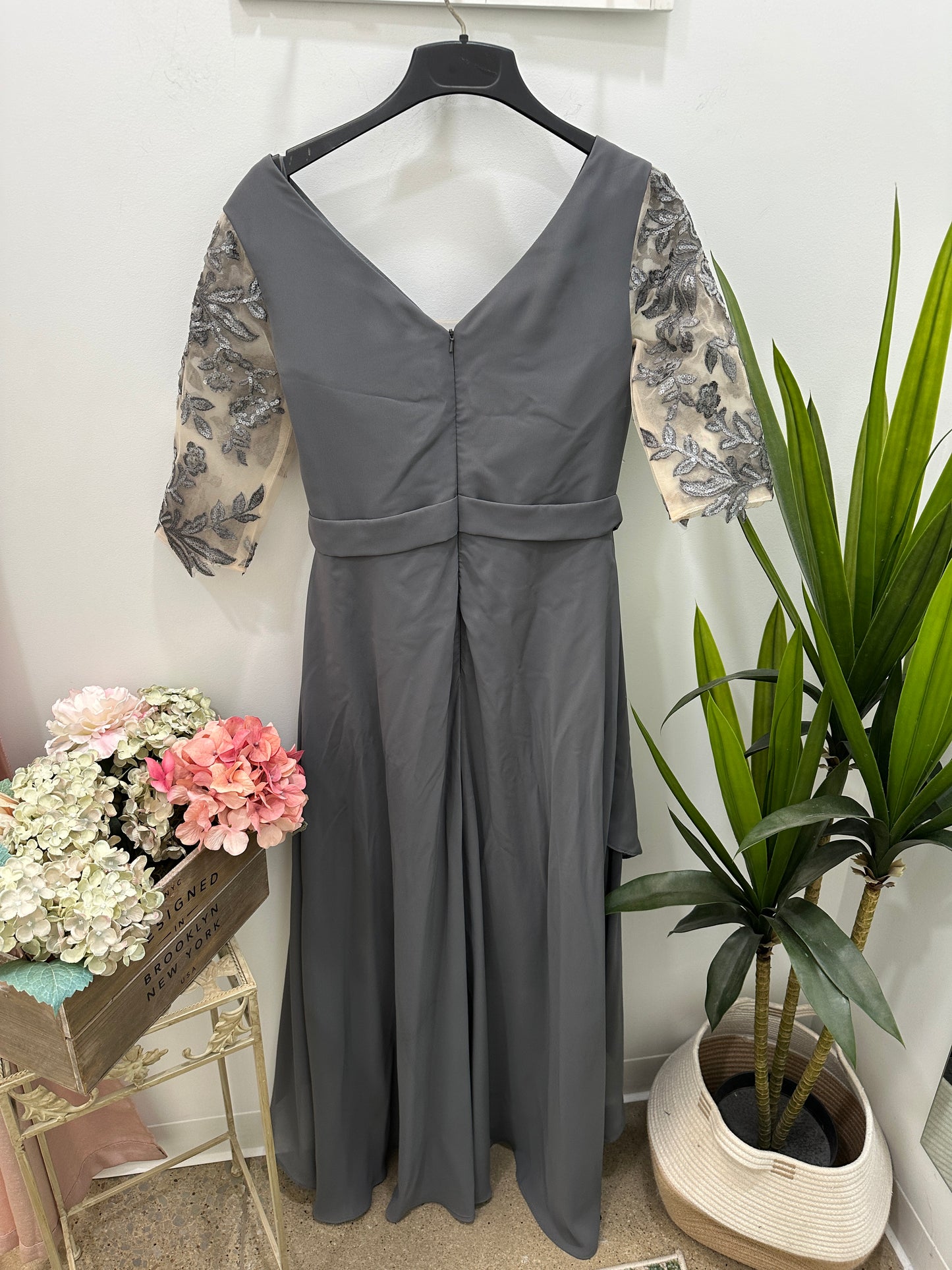 Pre Owned Gown - Gray
