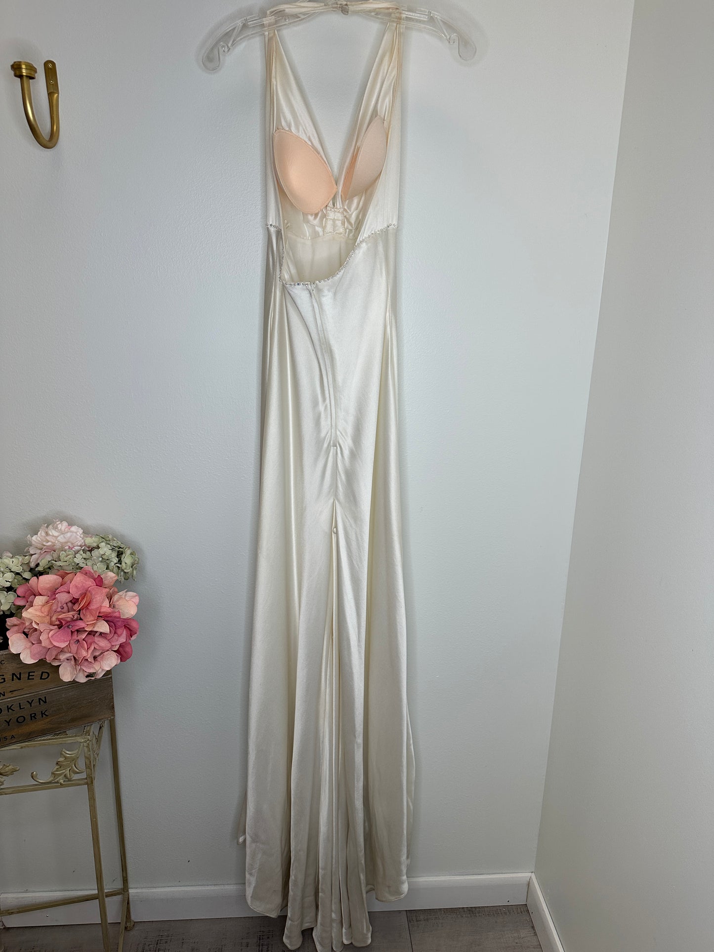 Pre Owned David Bridal's Galina