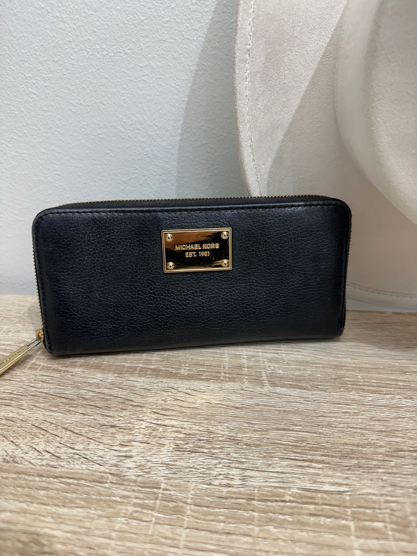 Pre Owned Michael Kors Wallet