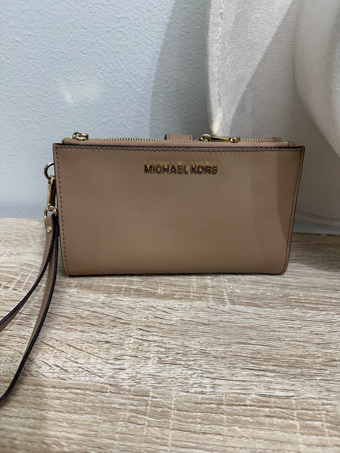 Pre Owned Michael Kors Wallet