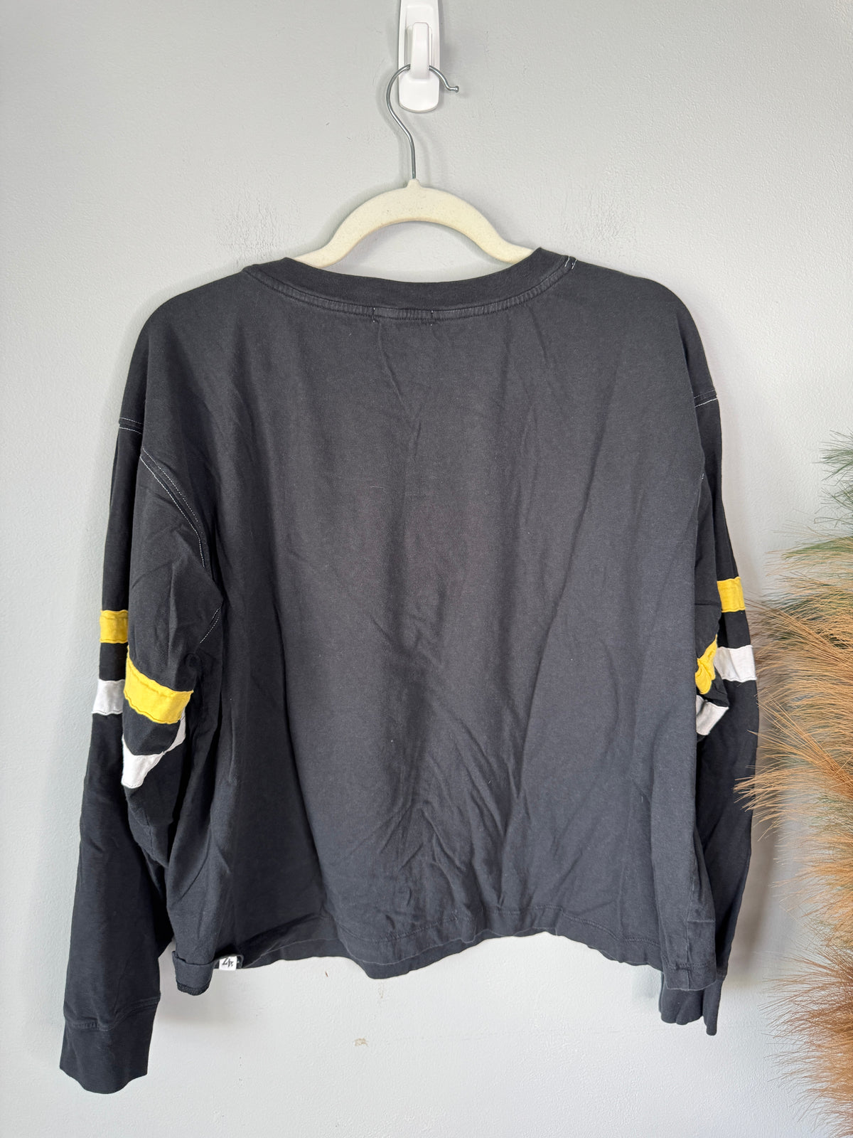 47 Steelers Long Sleeve Top Size XL