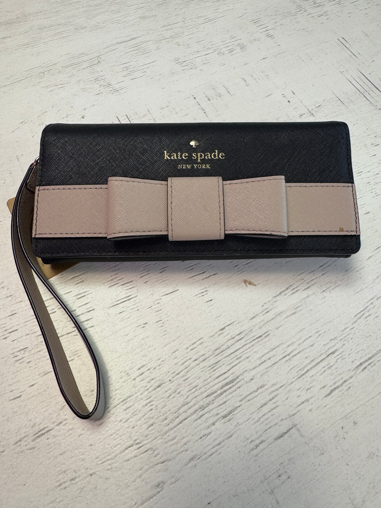 Pre Owned Designer Kate Spade Bow Wallet/Wristlet
