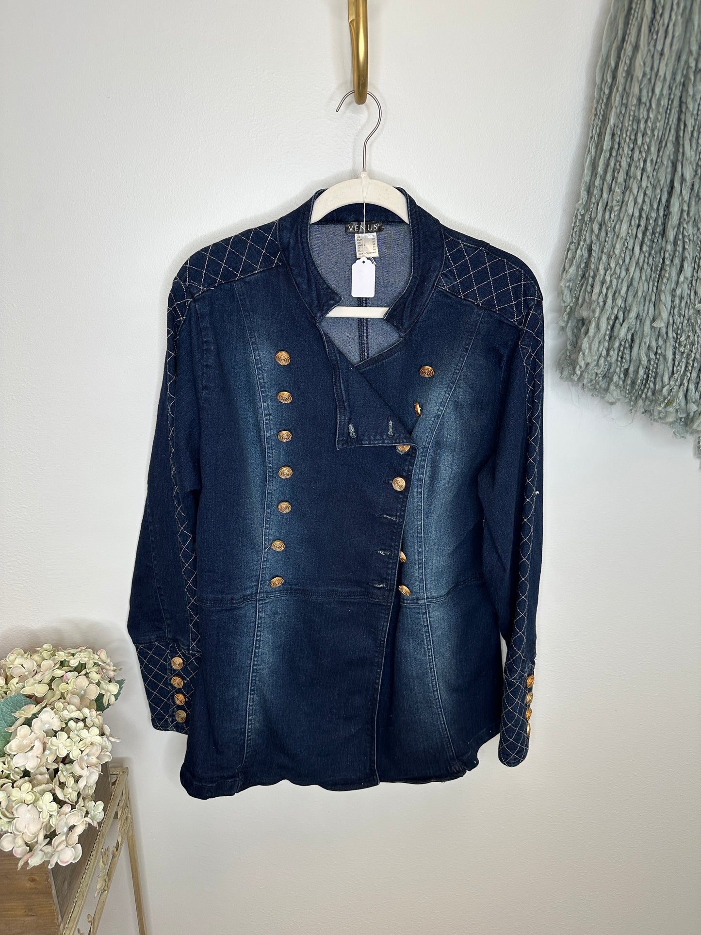 Pre Owned Ladies Apparel