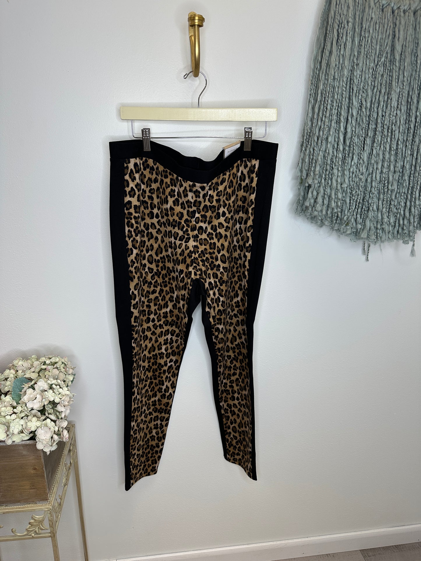Pre Owned Boston Proper and Chico's Items
