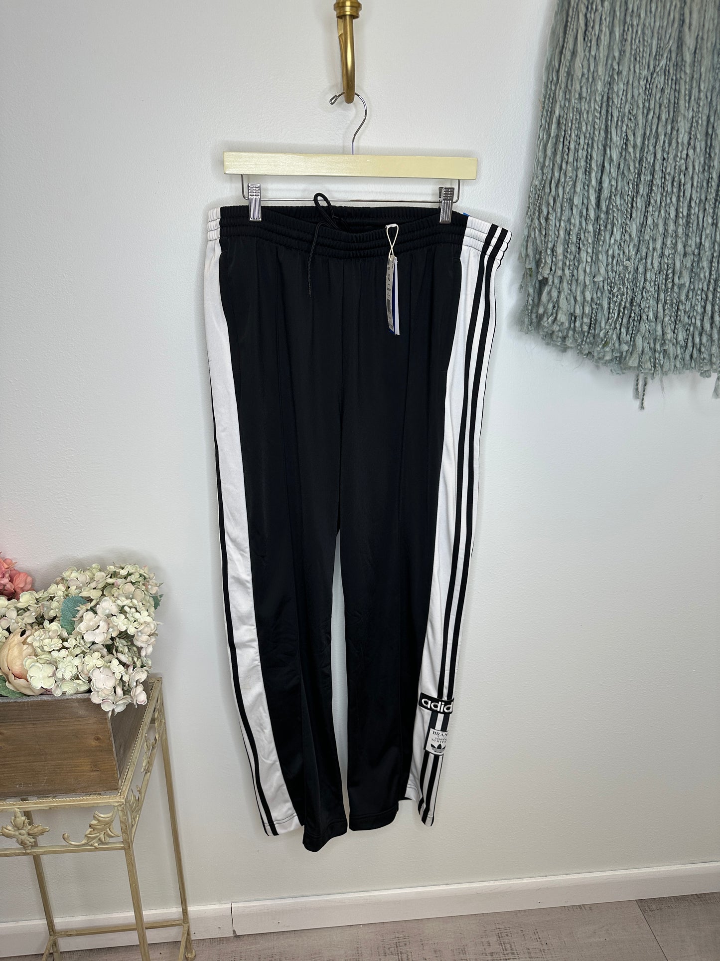 Pre Owned Women's Adidas Items