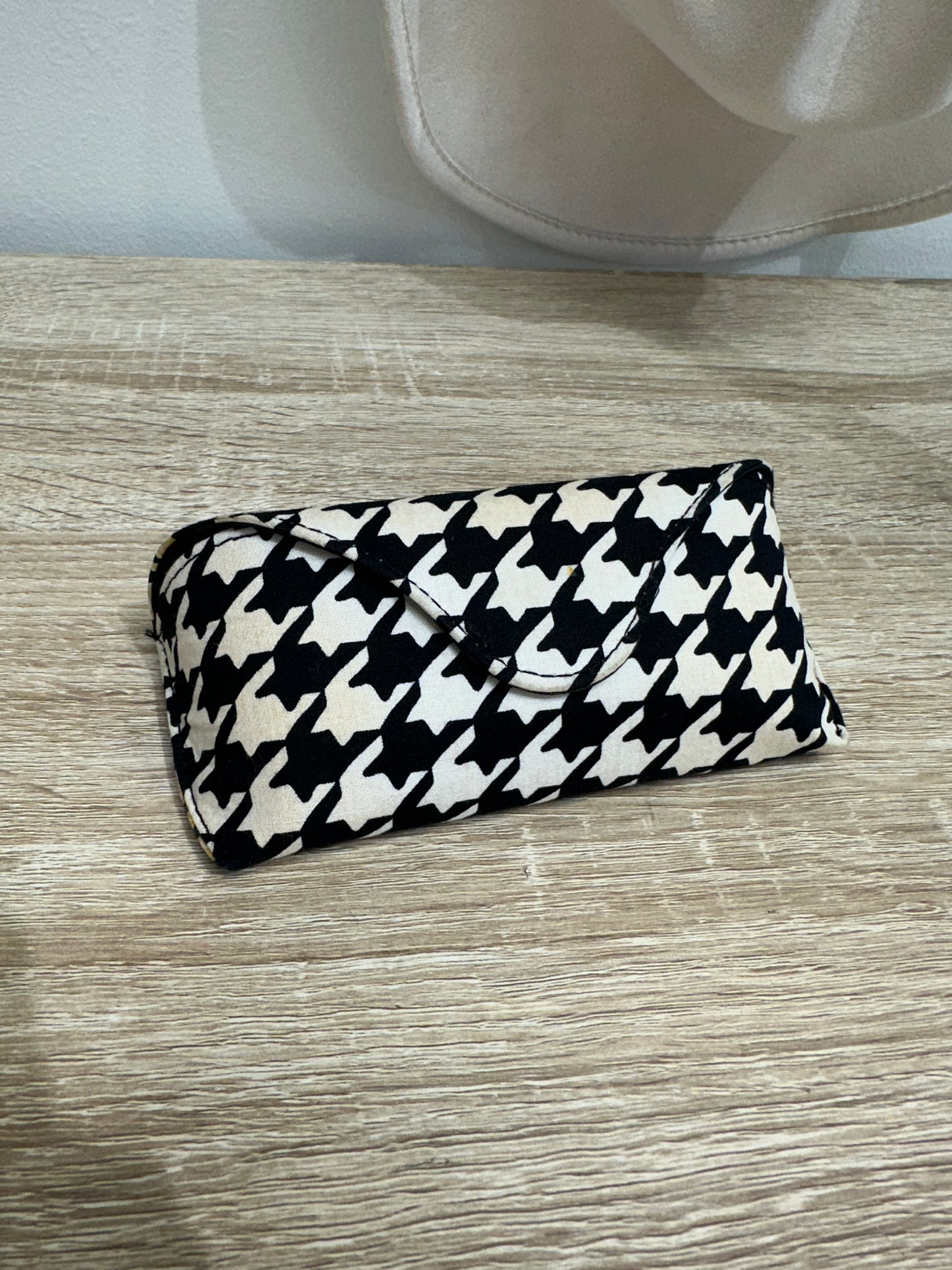 Pre Owned Vera Bradley Crossbody and Sunglass Case