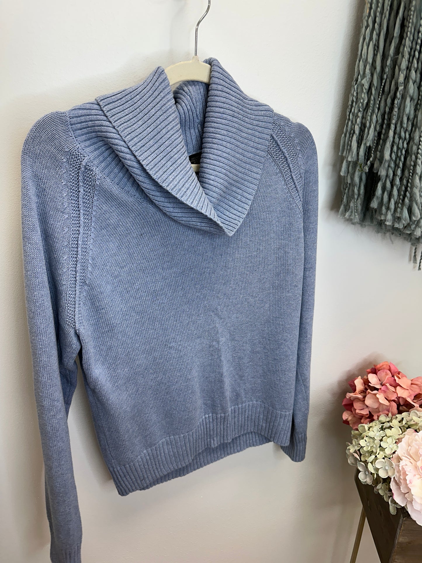 Pre Owned Women's Clothing