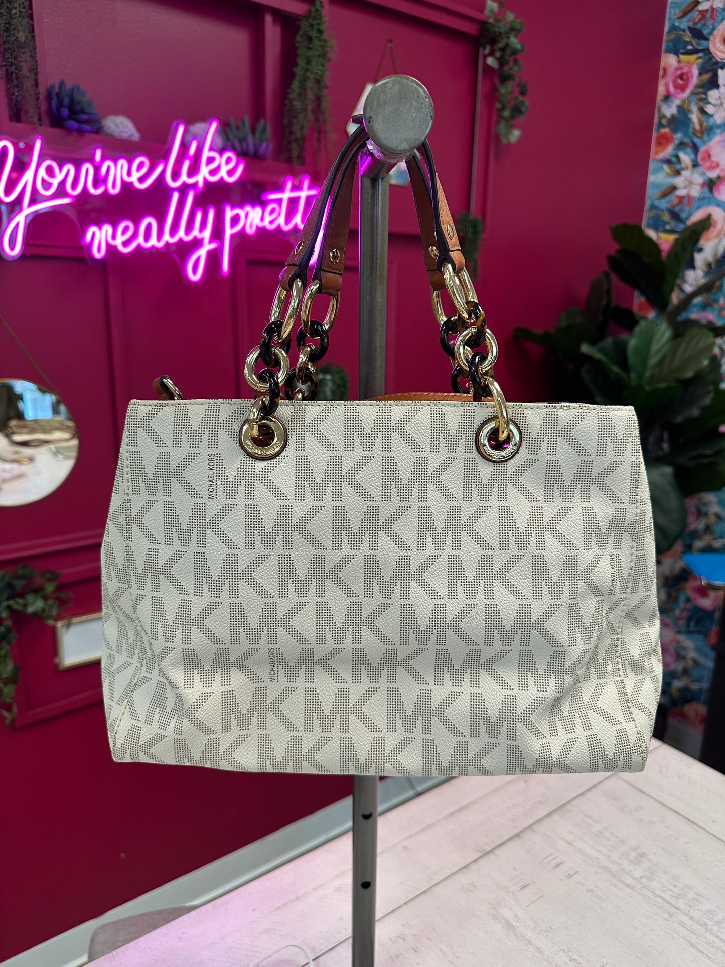 Pre Owned Designer Michael Kors Tote with strap