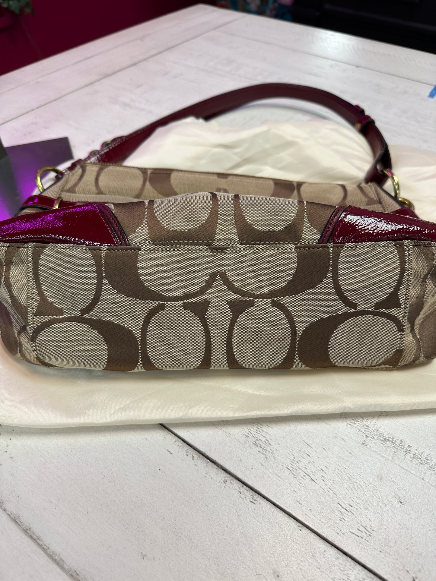 Pre Owned Designer Coach Tote with adjustable strap