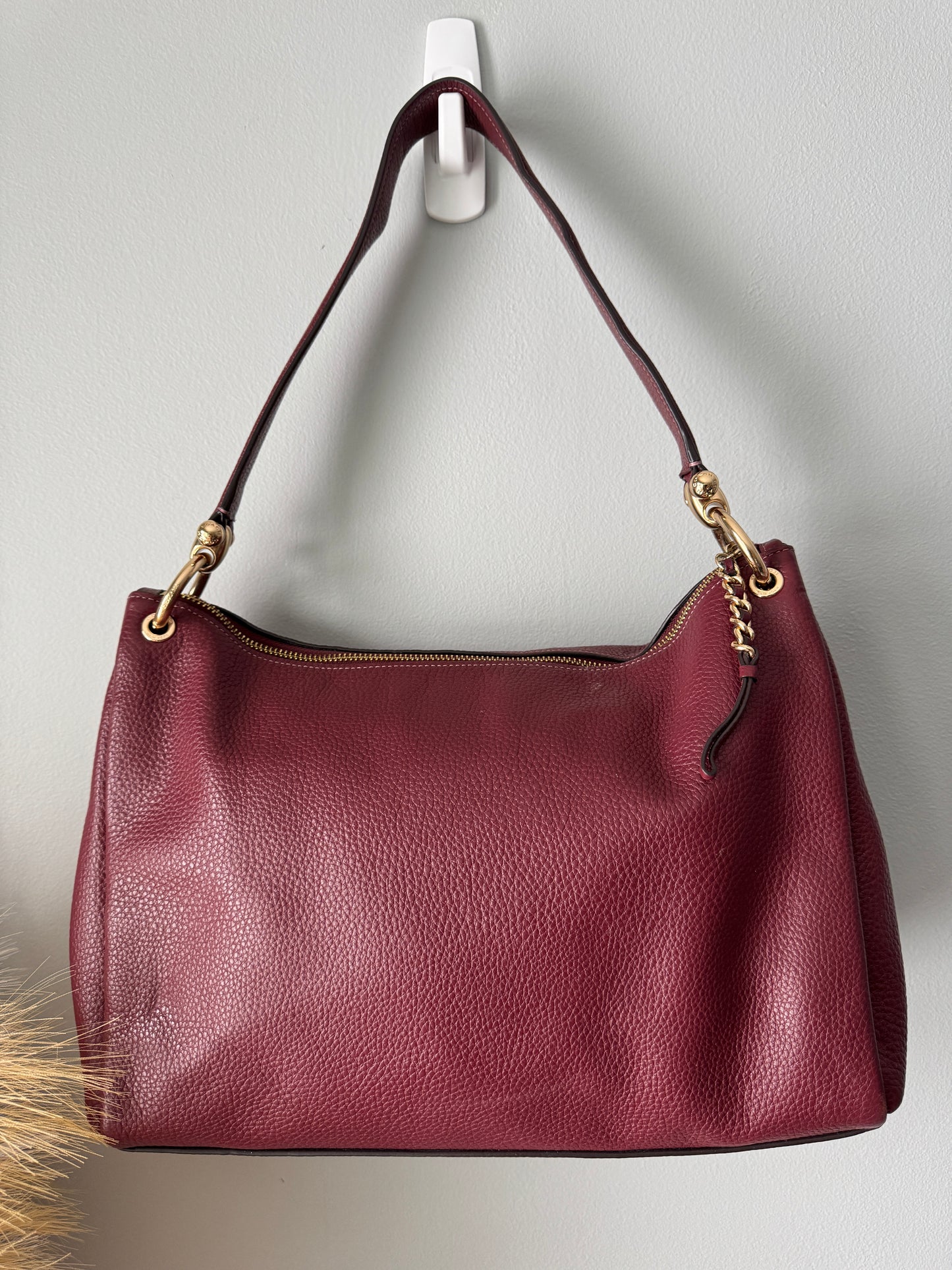 Pre Owned Coach Burgundy Shoulder Bag