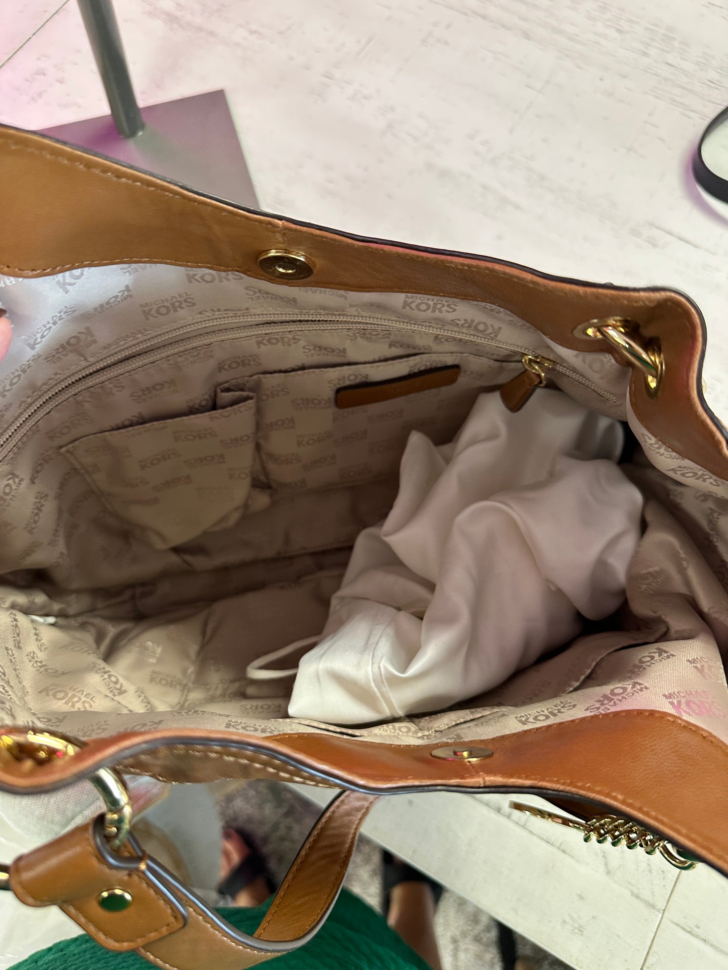 Pre Owned Michael Kors Leather Tote