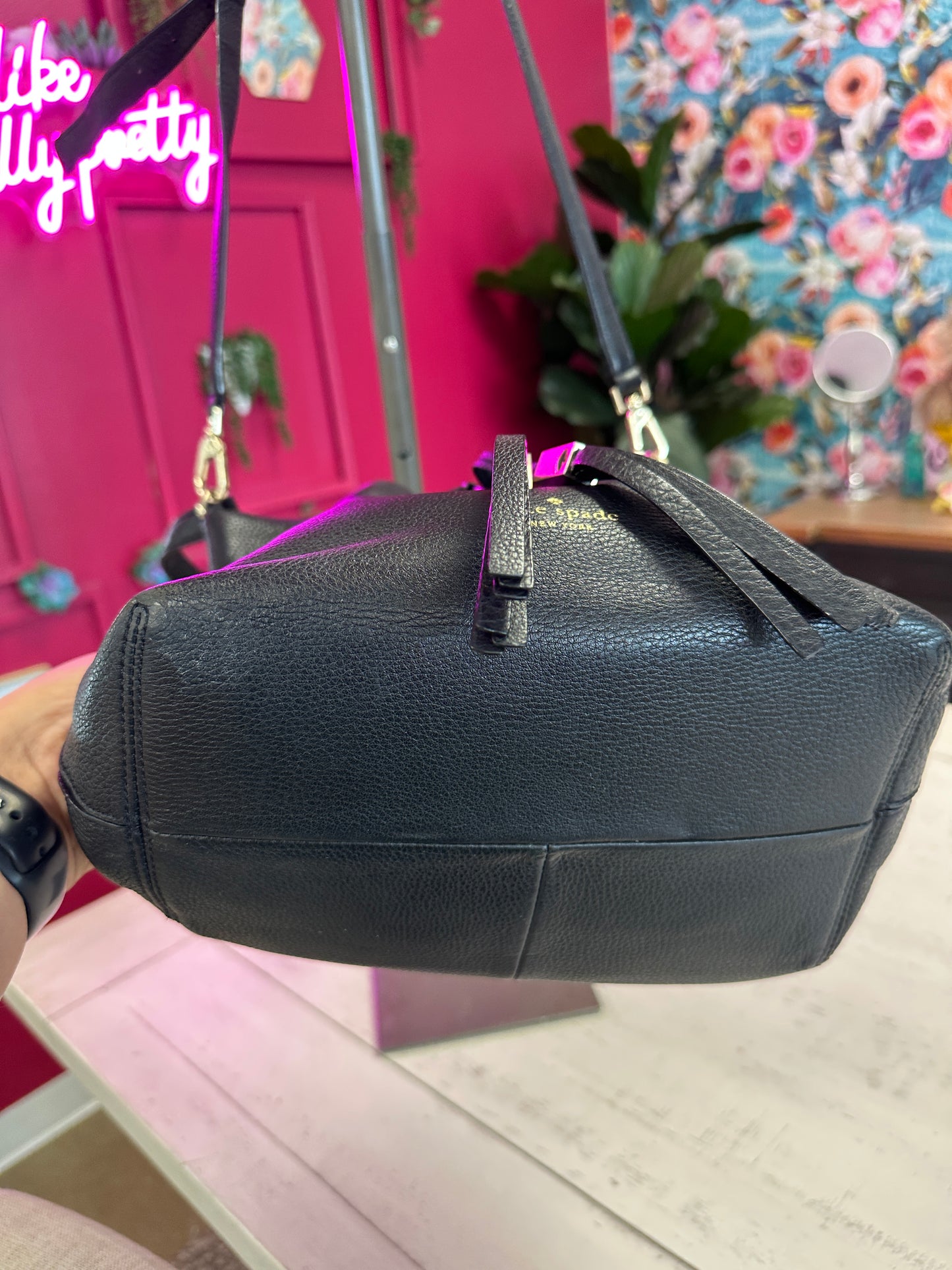 Pre Owned Kate Spade Bucket Bag