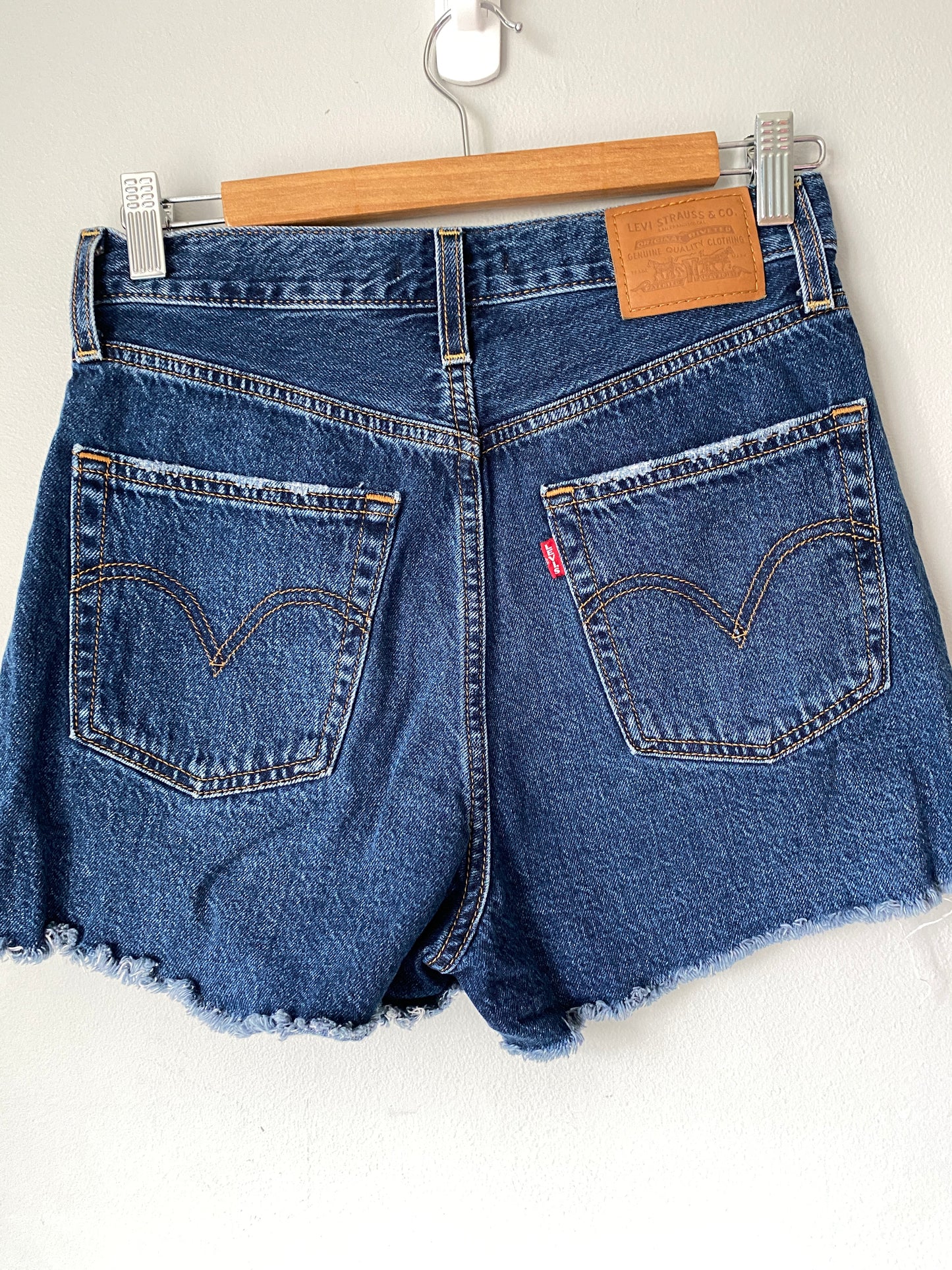 Levi's Ribcabe Shorts - Size 28