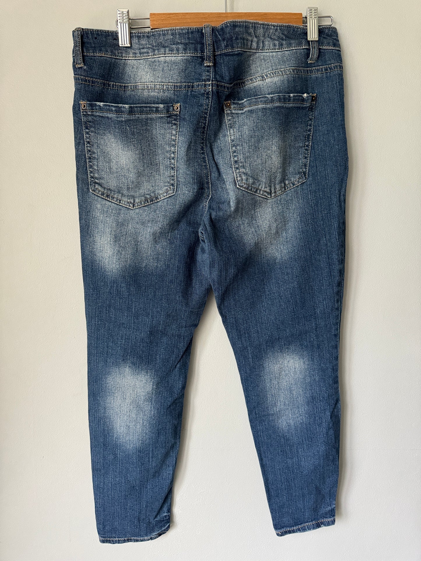 Rue 21 Mid Rise Ankle Jeans Size 14
