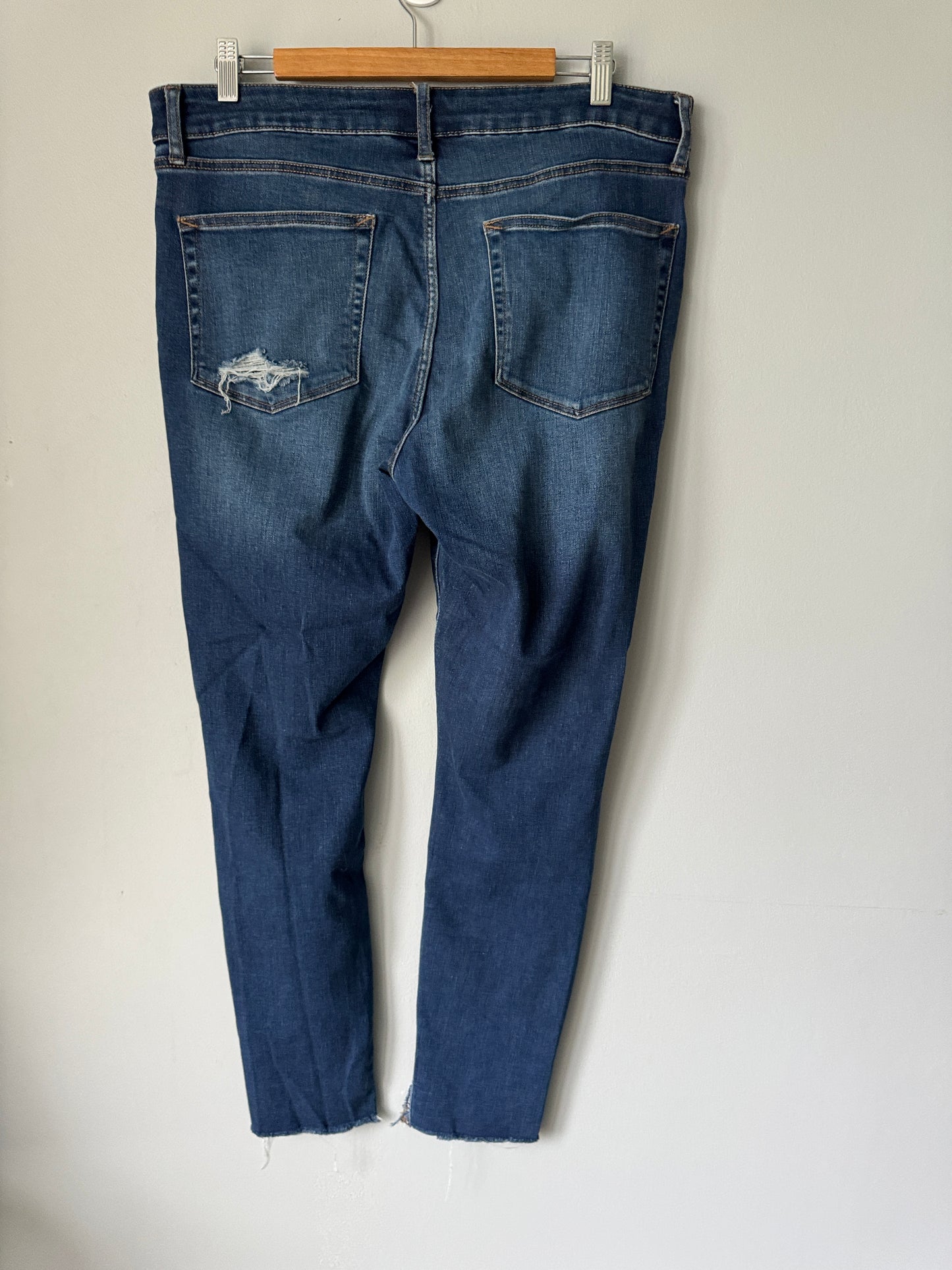 Distressed A.N.A. Jeggings Size 32/14