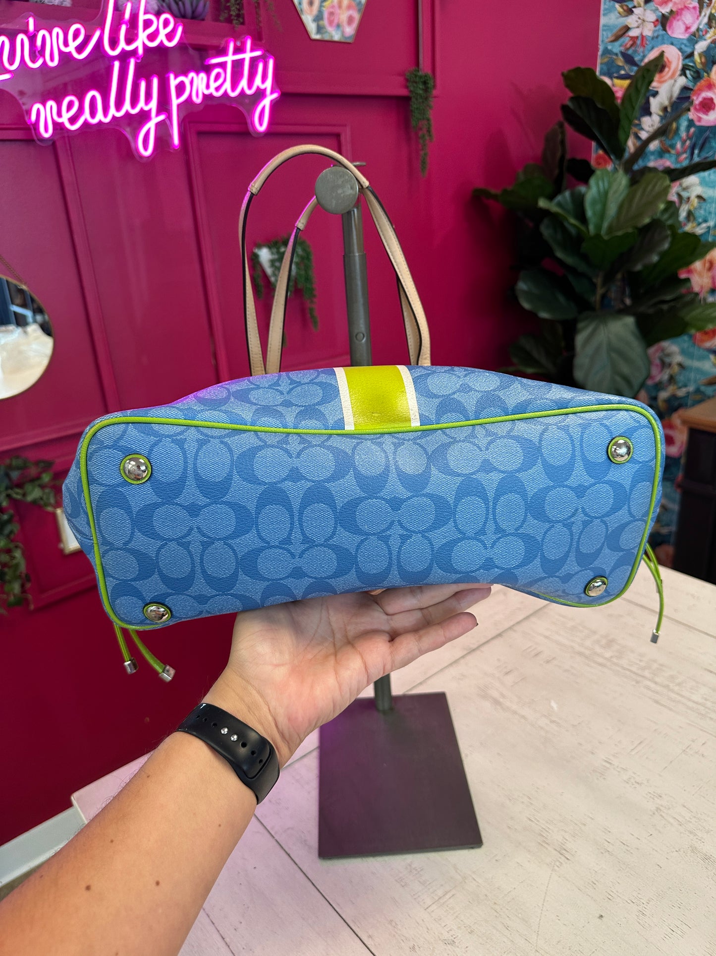 Pre Owned Lime Green and Blue Signature Coach Carryall