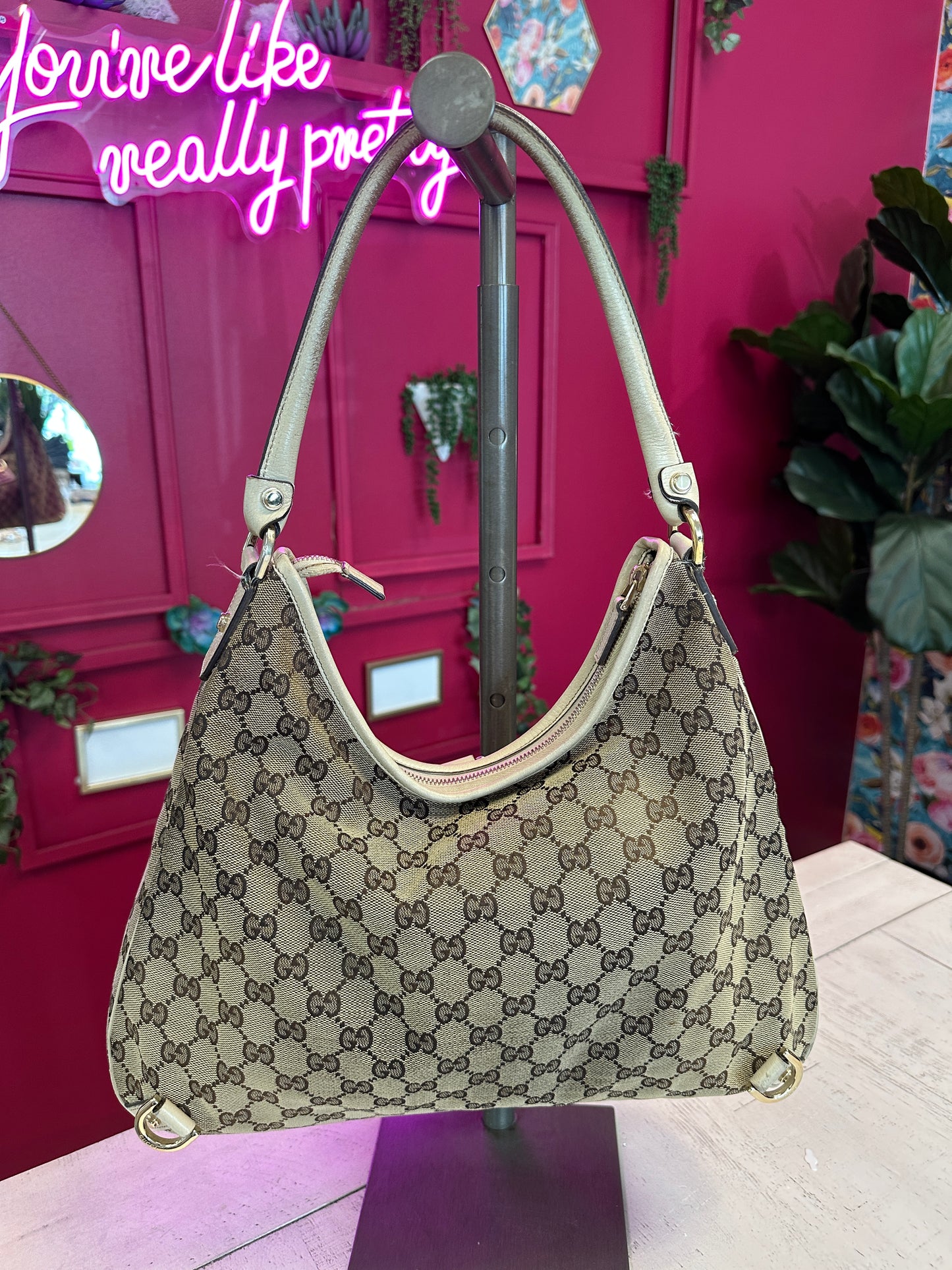 Pre Owned Gucci GG Canvas Abbey