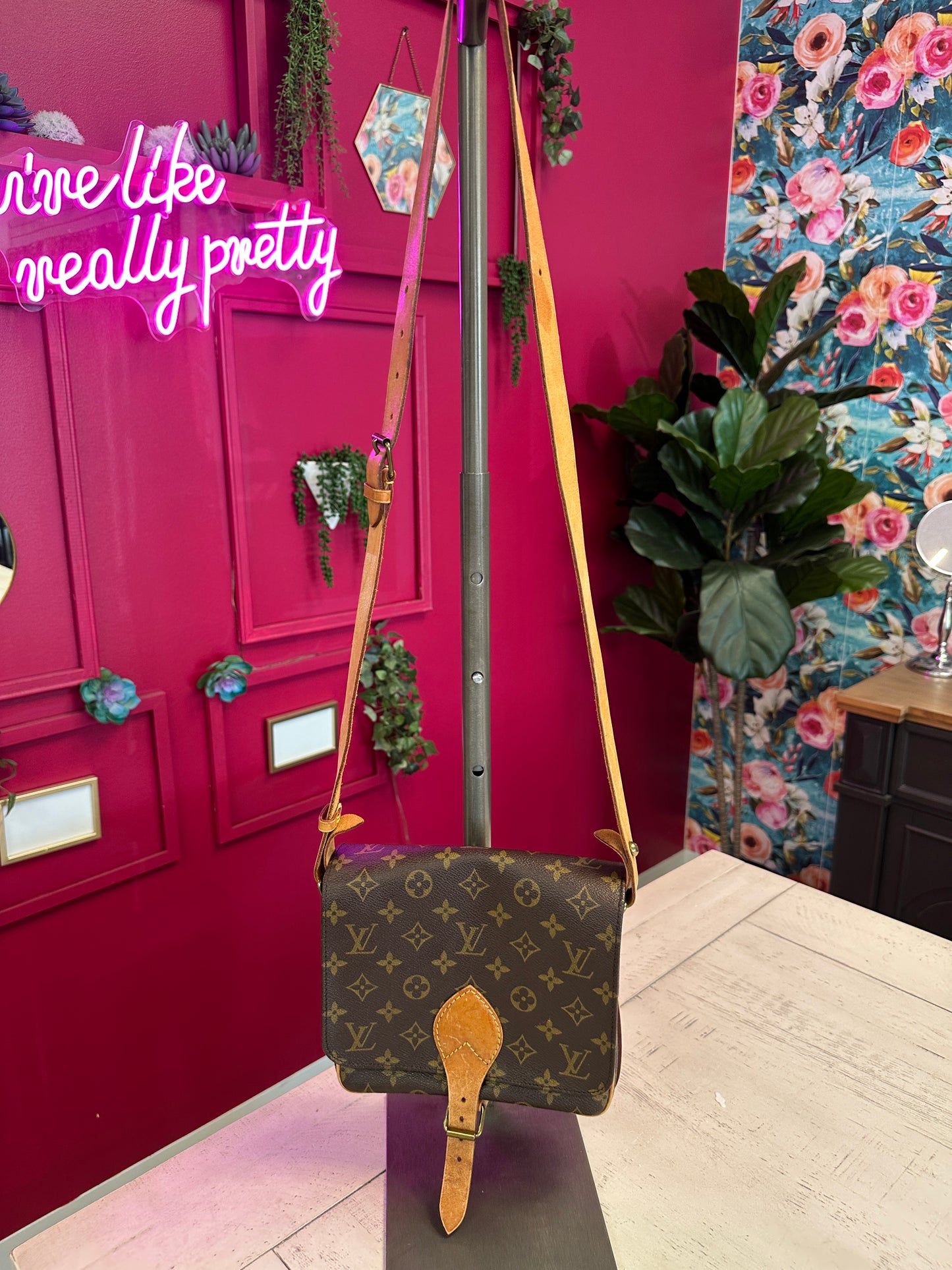 Pre Owned Louis Vuitton Cartesier Cross Body