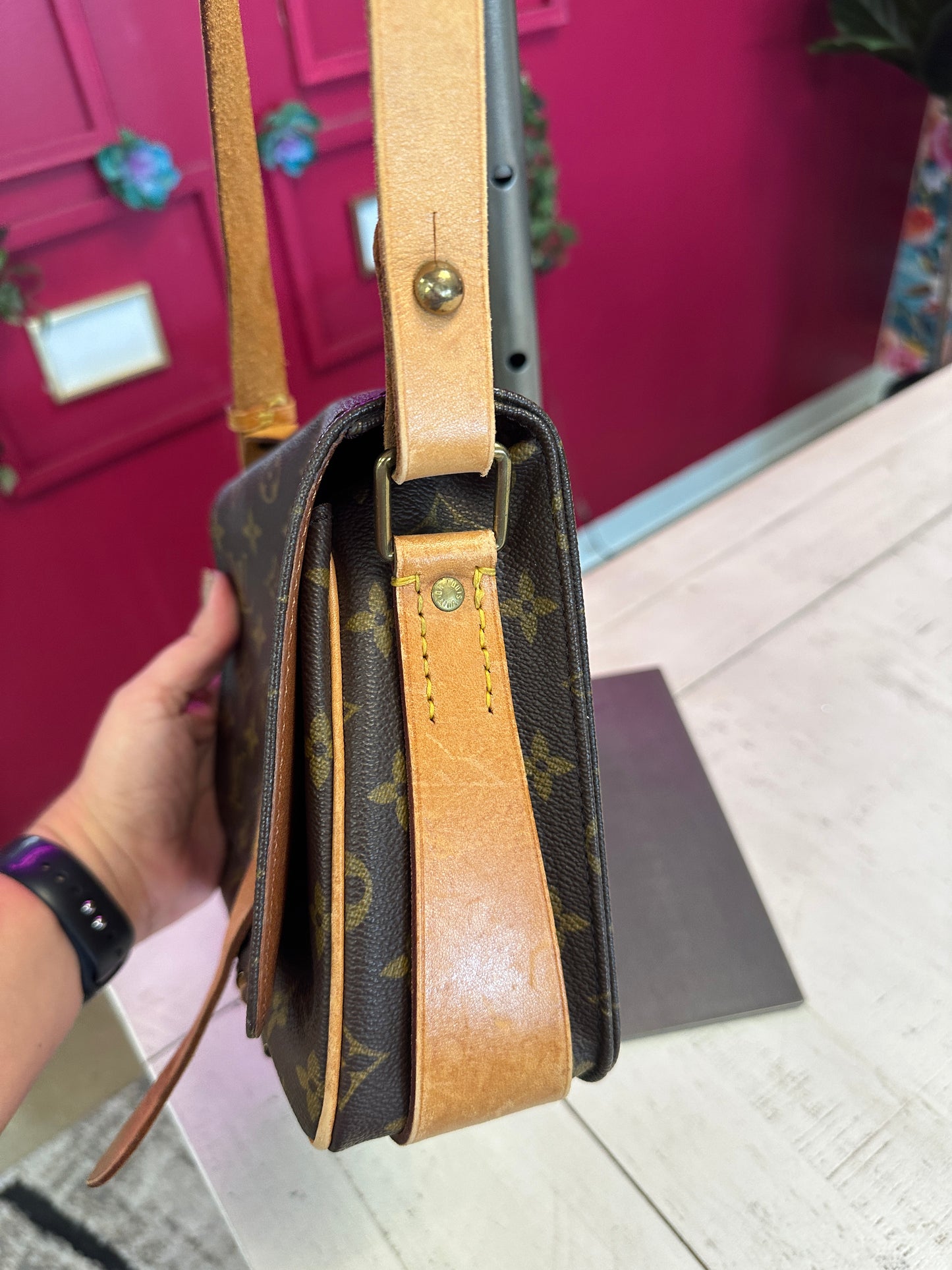 Pre Owned Louis Vuitton Cartesier Cross Body