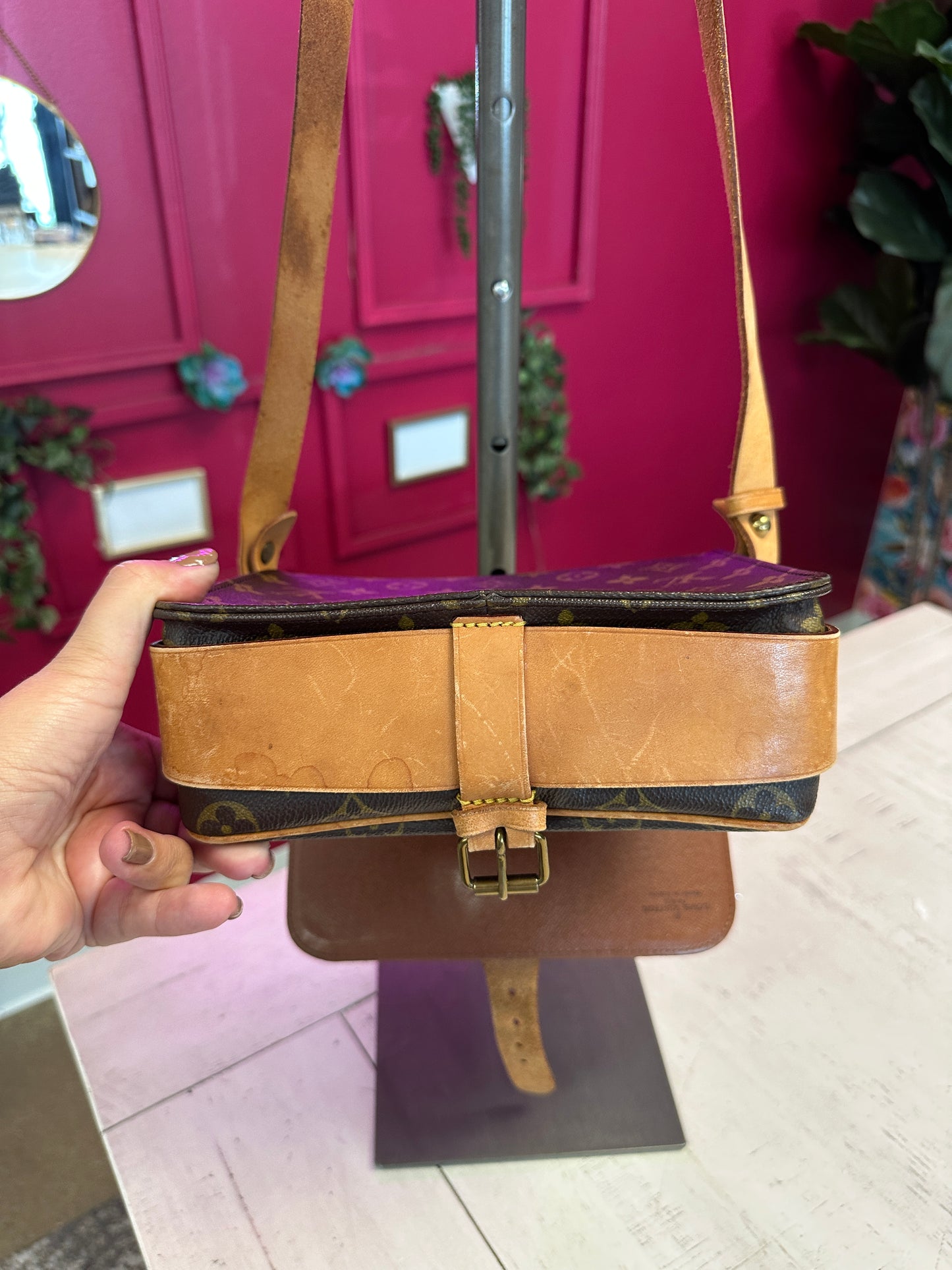 Pre Owned Louis Vuitton Cartesier Cross Body