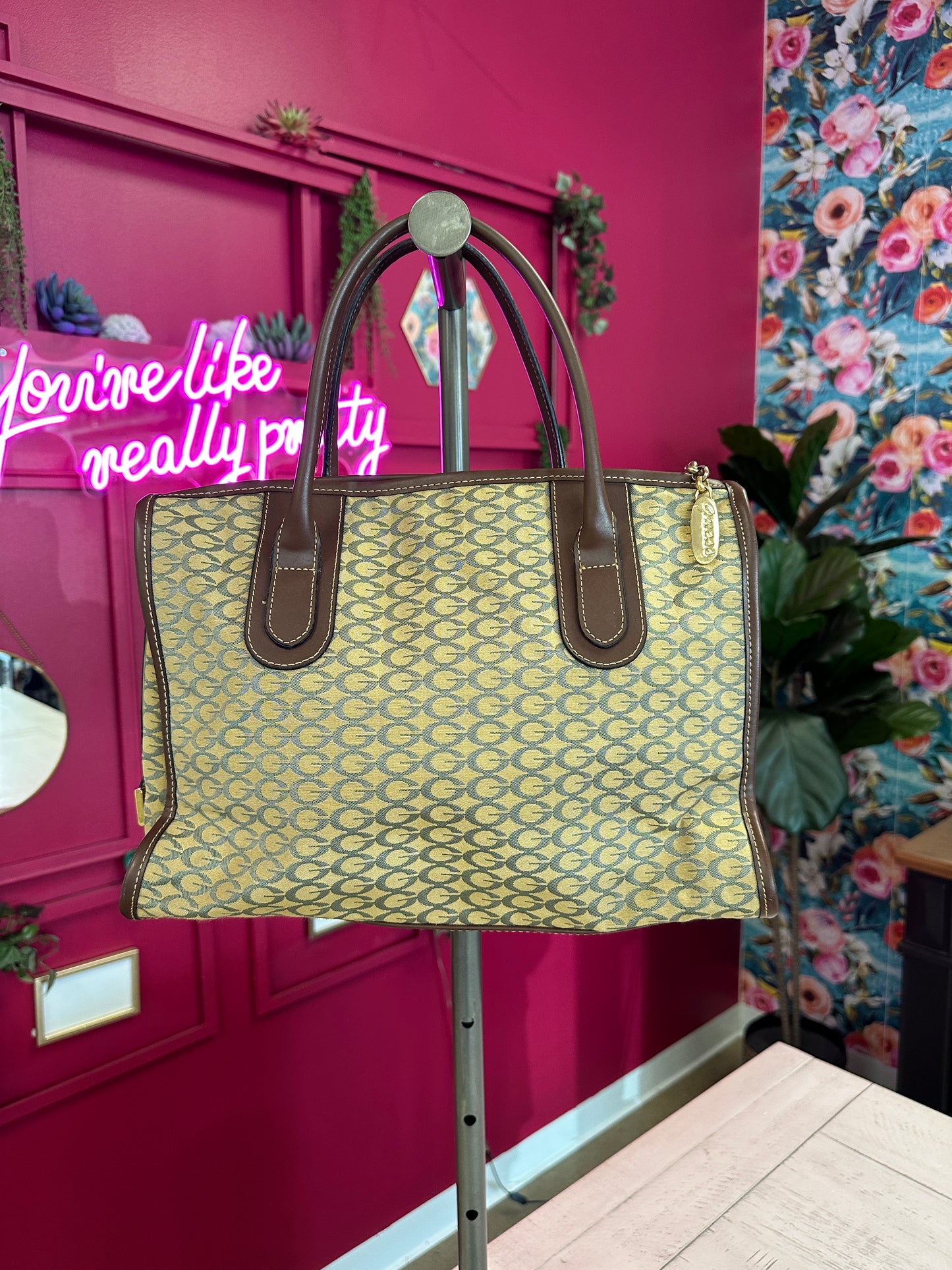 Pre Owned Vintage Guess Bag