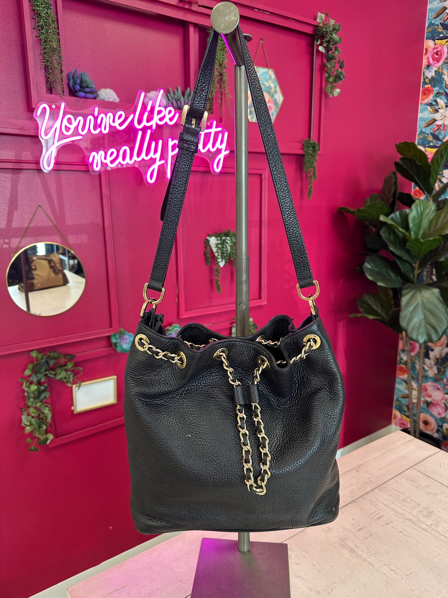 Pre Owned Michael Kors Black Pebble Bag