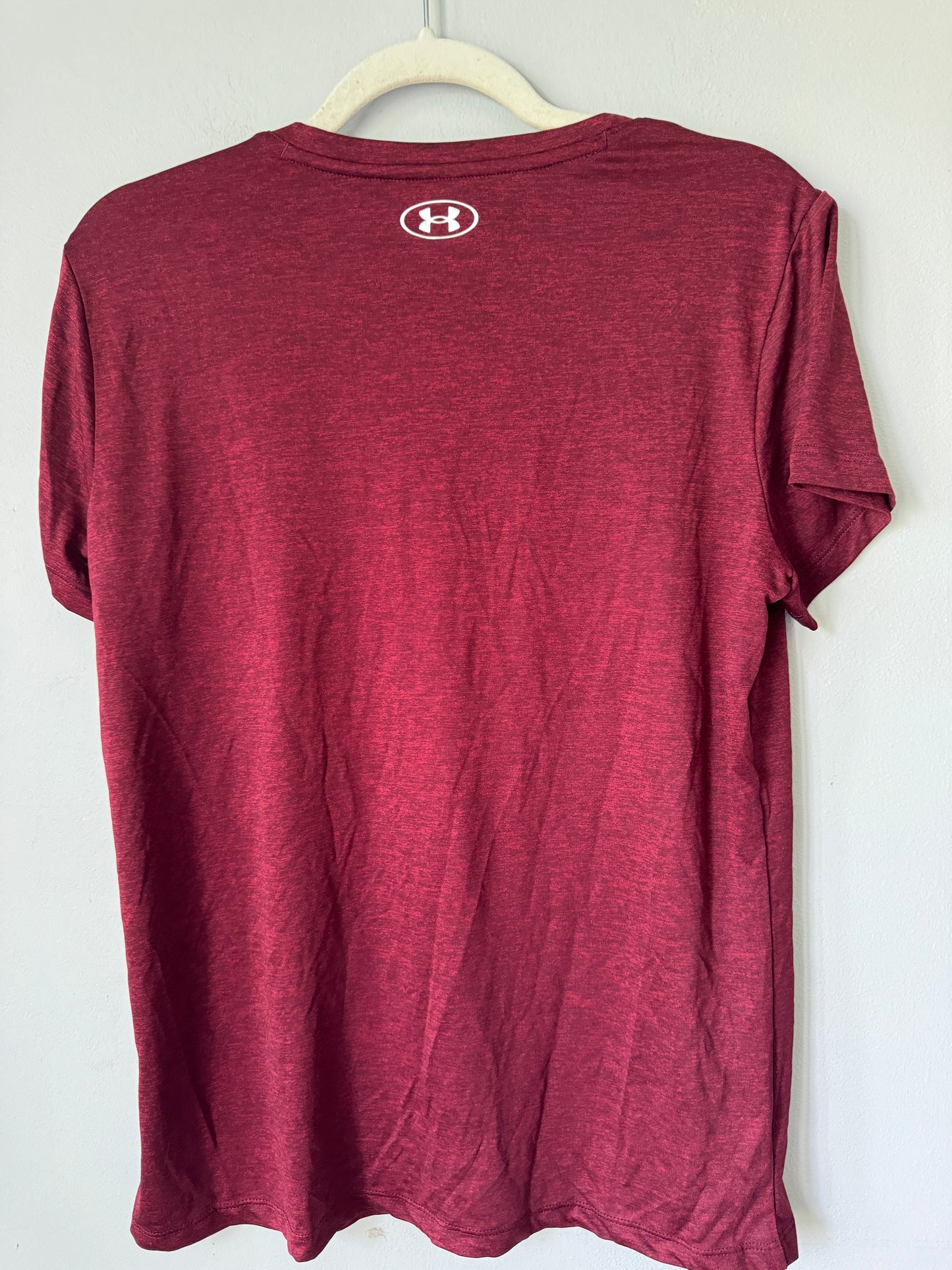 Under Armour Women's Top Burgundy Size L