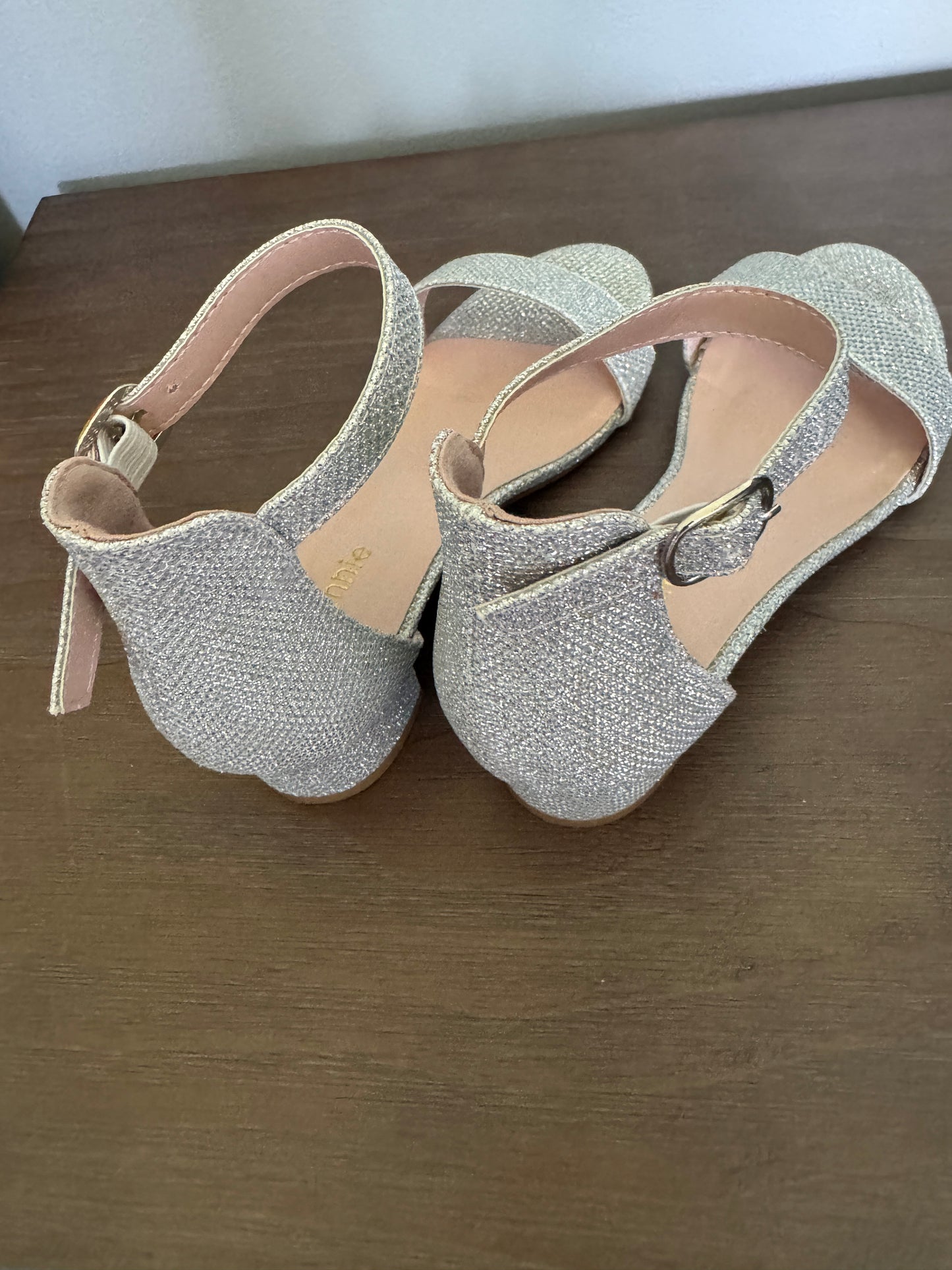 Dufannie Girls Sandals Size 3