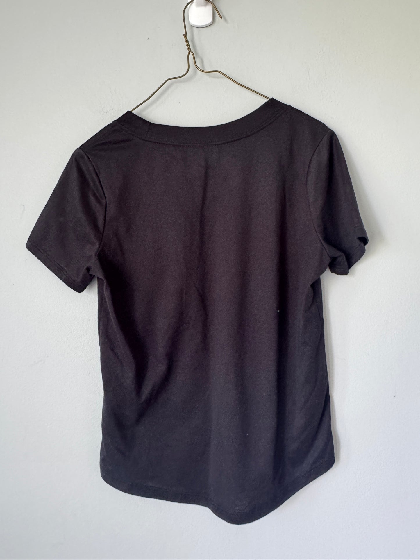 Nike Boys Black Top Size Small