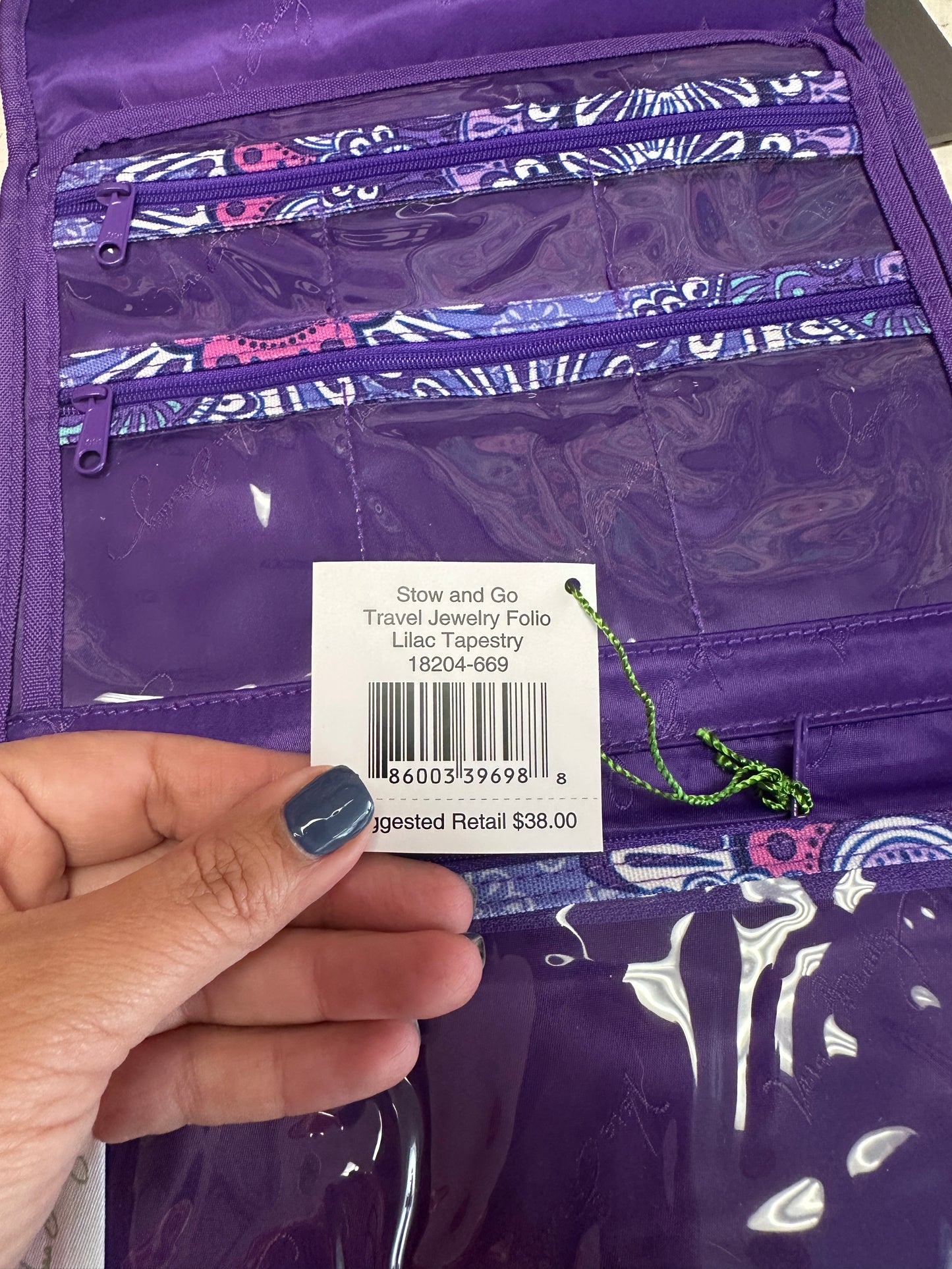 Pre Owned Vera Bradley Stow and Go Travel Jewelry Folio in Lilac