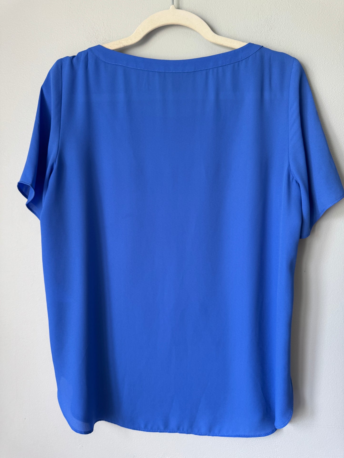 Banana Republic Crew Neck Top - Size Small