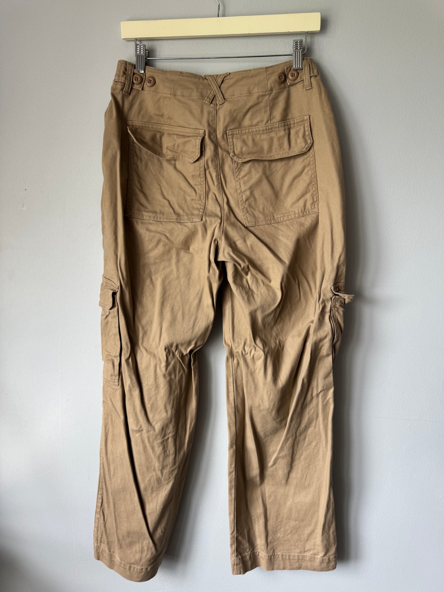 Universal Thread Cargos Khaki Size 6