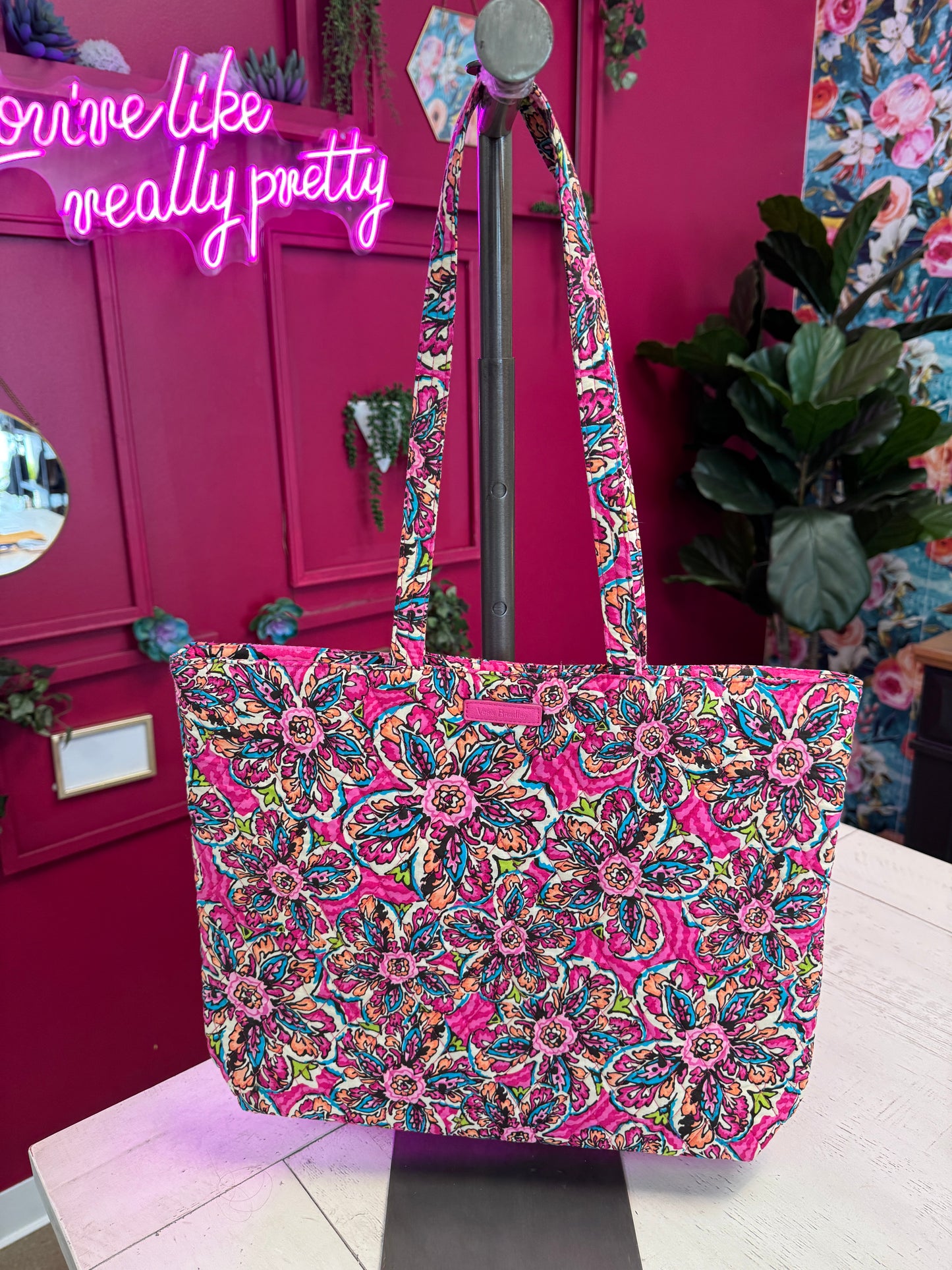 Pre Owned Vera Bradley Quitled Bag