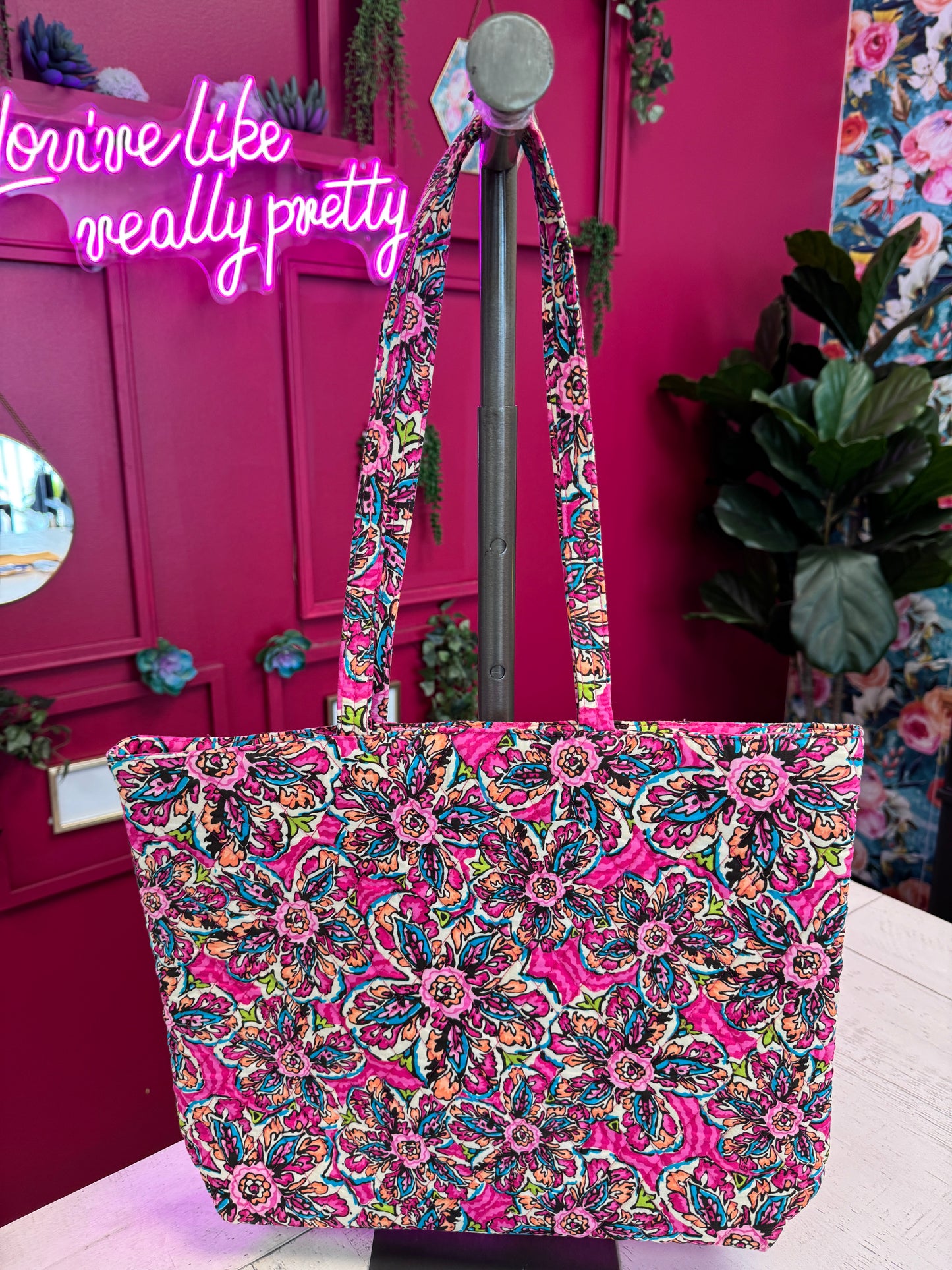 Pre Owned Vera Bradley Quitled Bag
