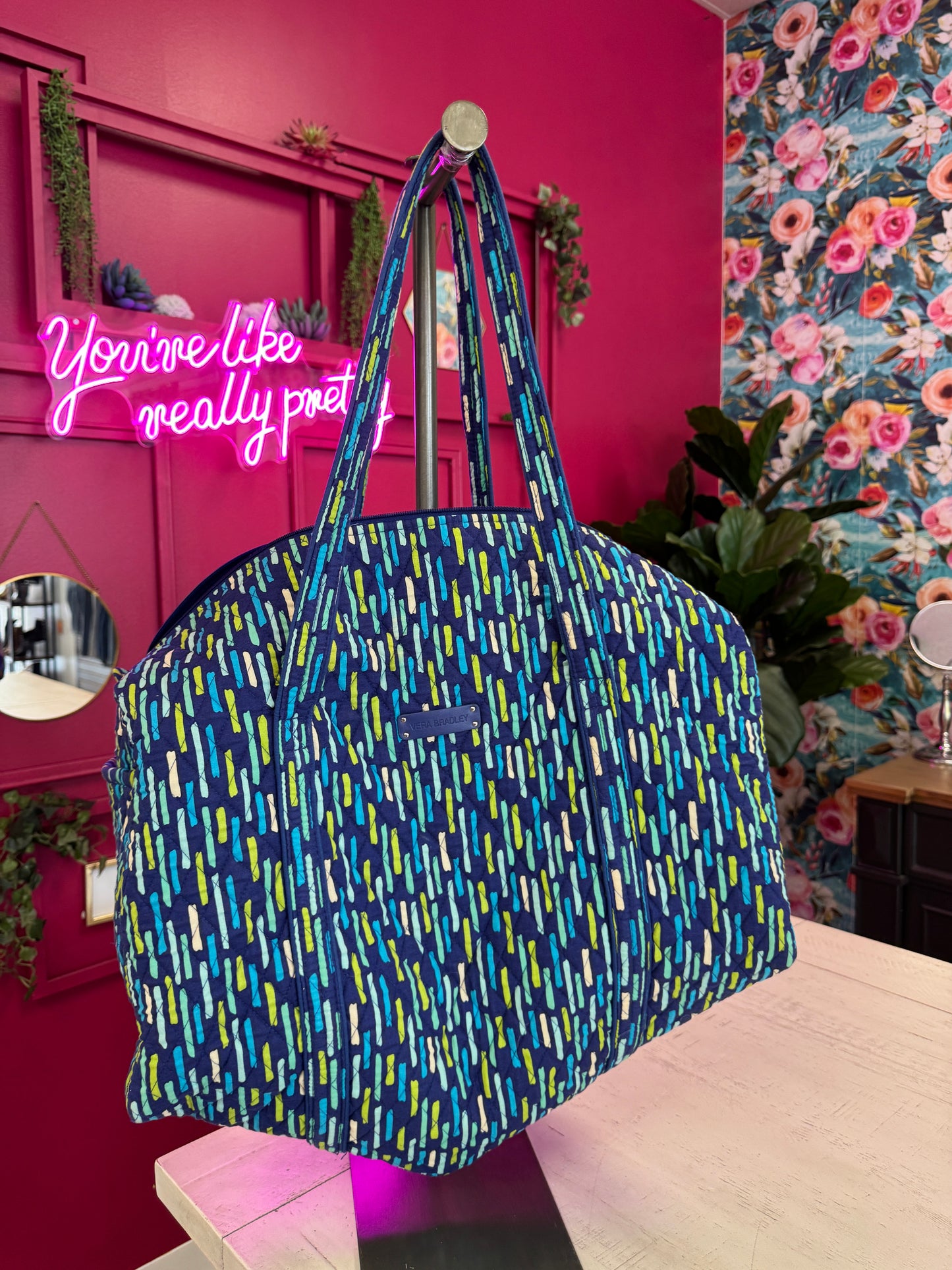 Pre Owned Designer Vera Bradley Travel Bag