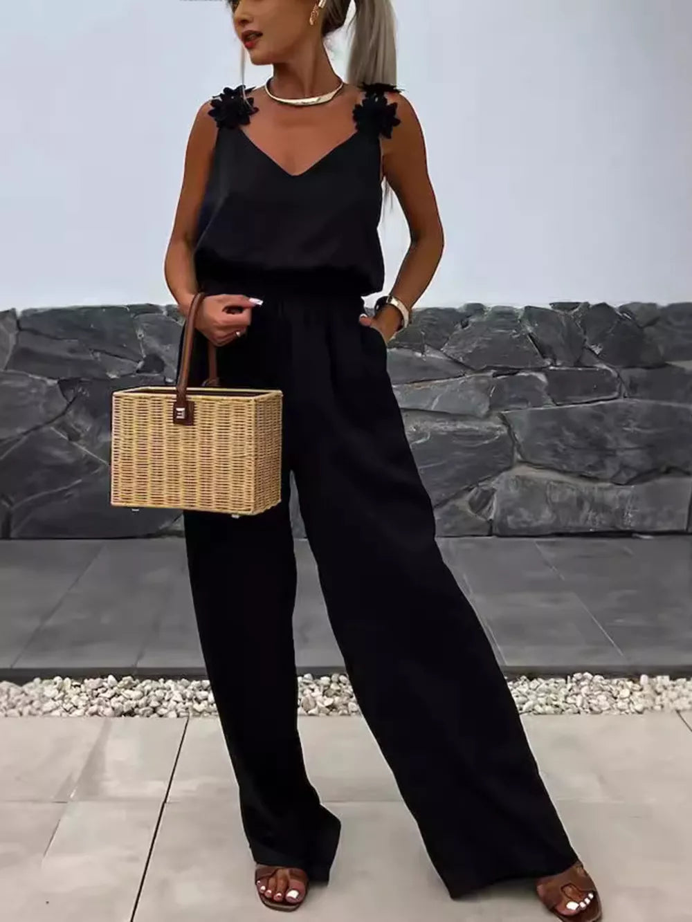 Floral Applique Spaghetti Strap Jumpsuit Black Size Small