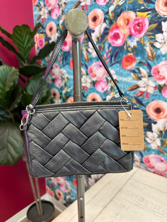 Pre Owned Cole Haan Wristlet
