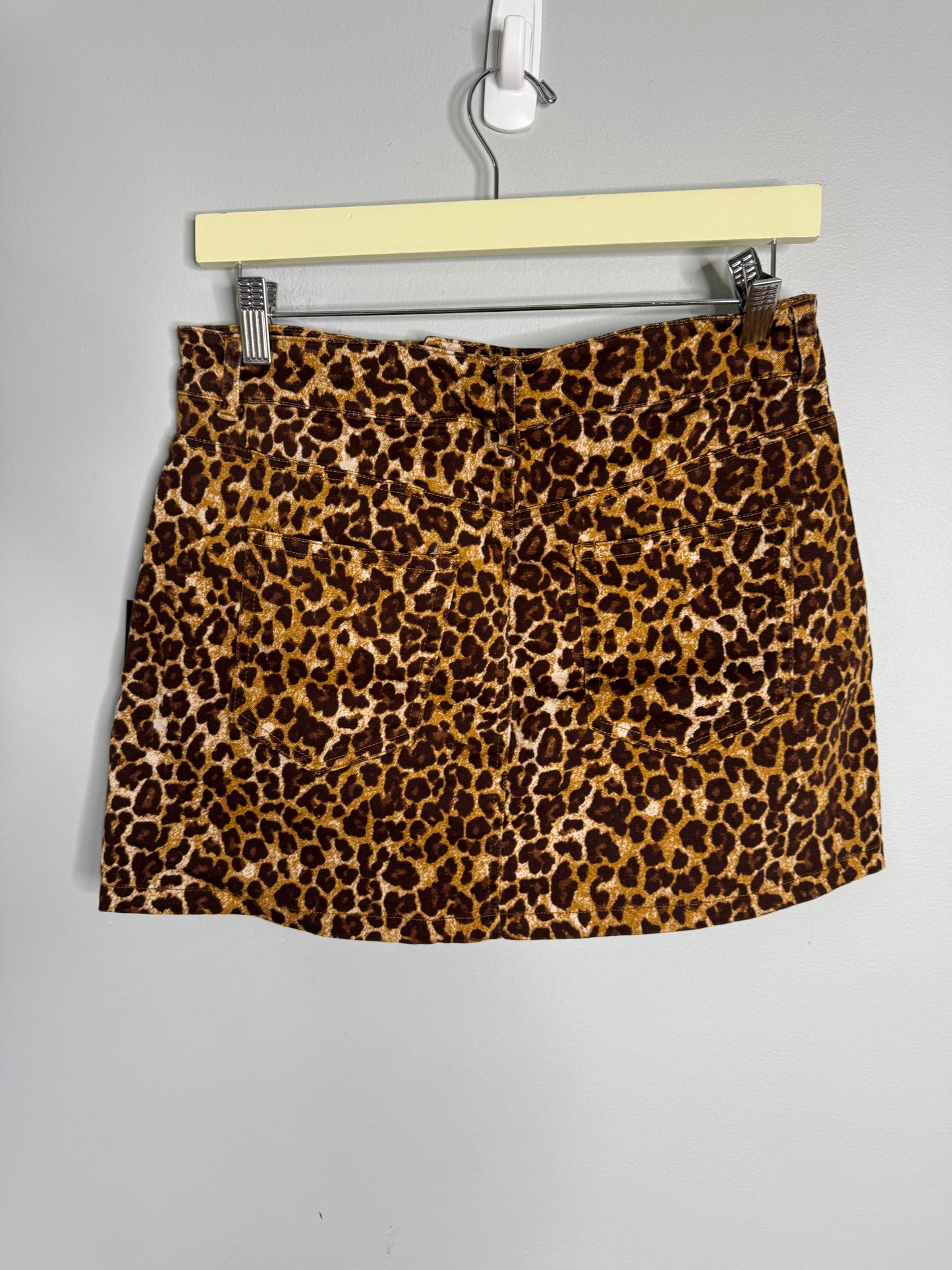 Iris Leopard Skirt Size L NWT
