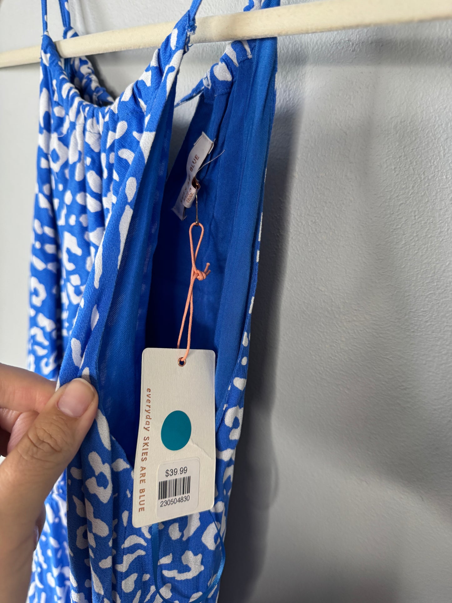 Skies are Blue Maxi Dress Size Large NWT