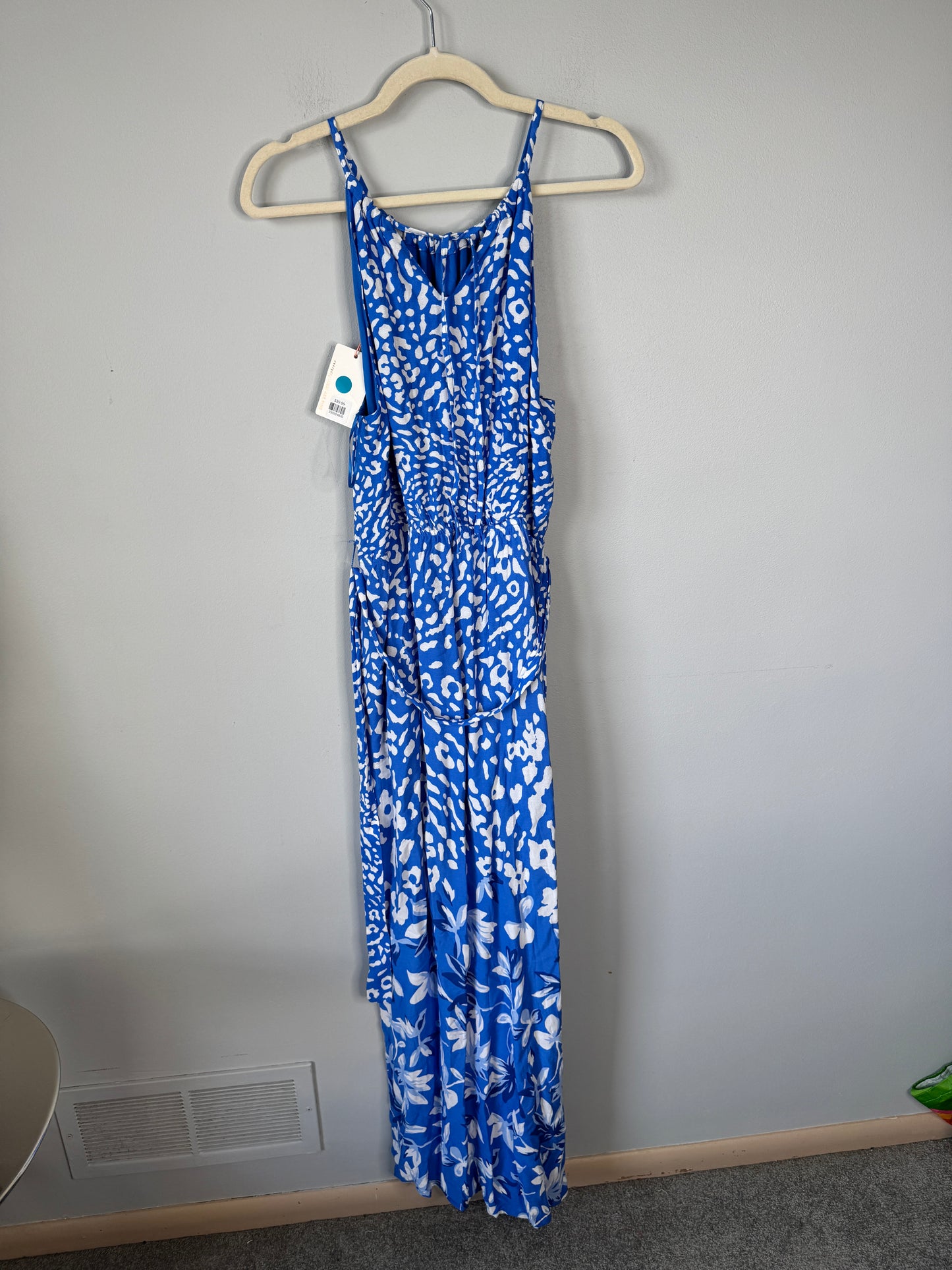 Skies are Blue Maxi Dress Size Large NWT