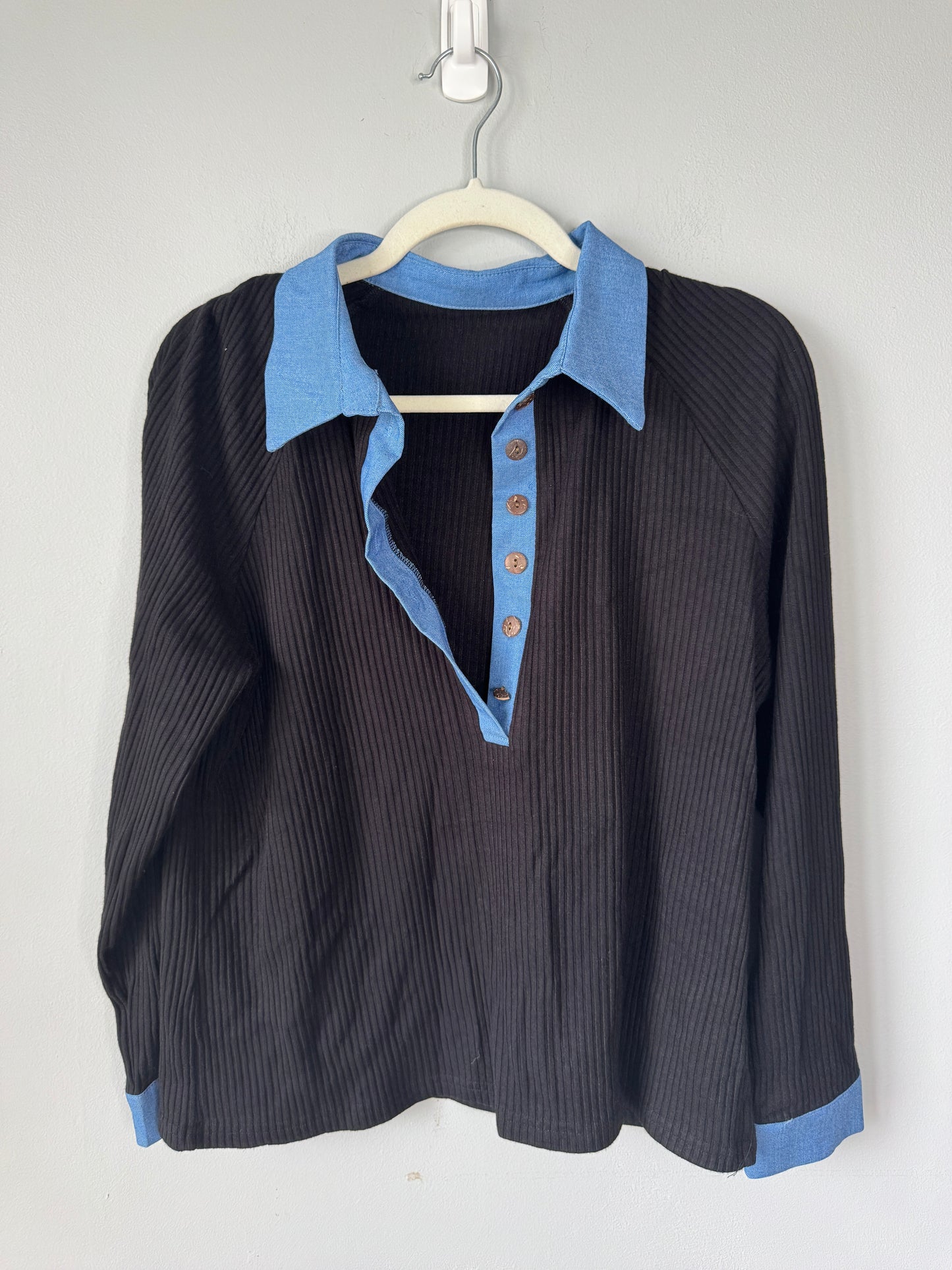 Black Button Down Top Size L - Broken Button - Never Worn