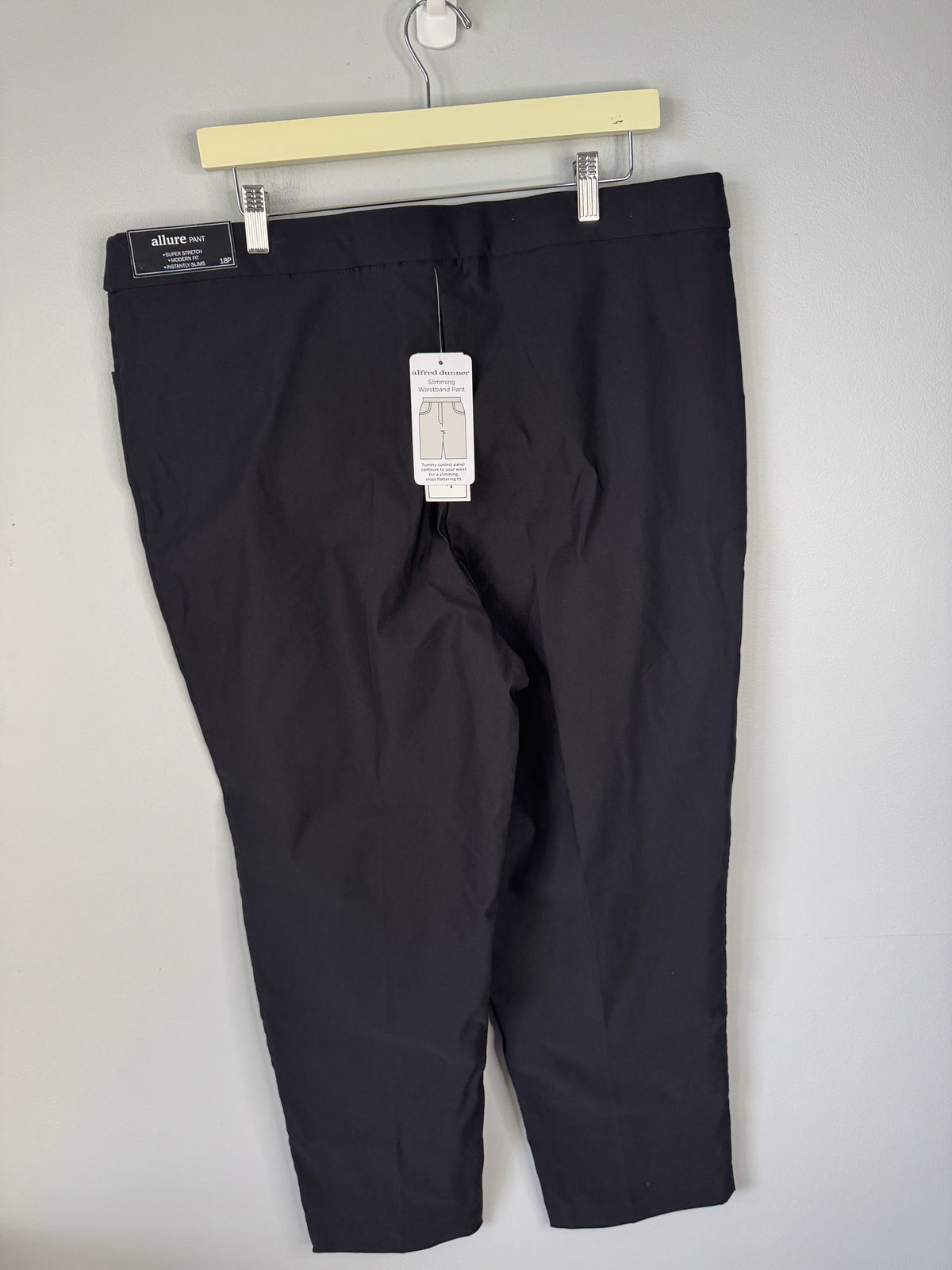 Alfred Dunner Pants NWT Size 18P