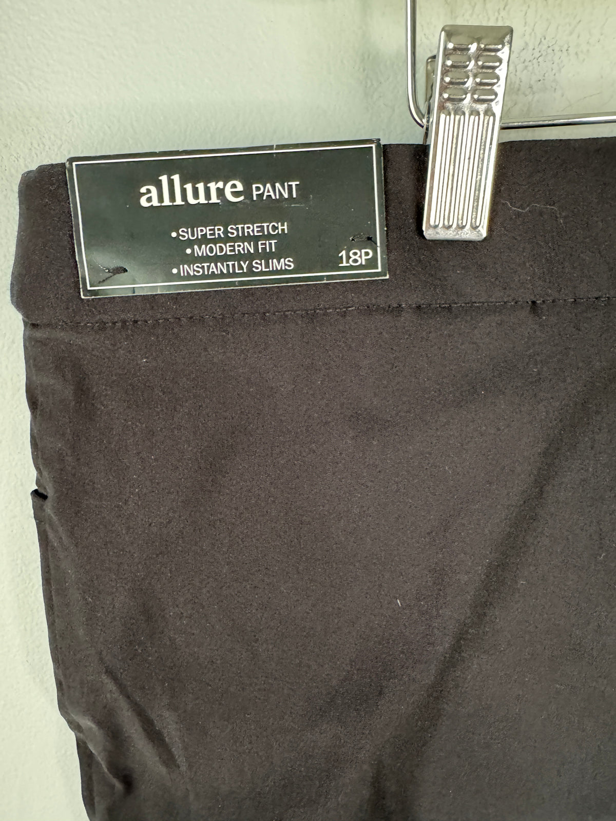 Alfred Dunner Pants NWT Size 18P
