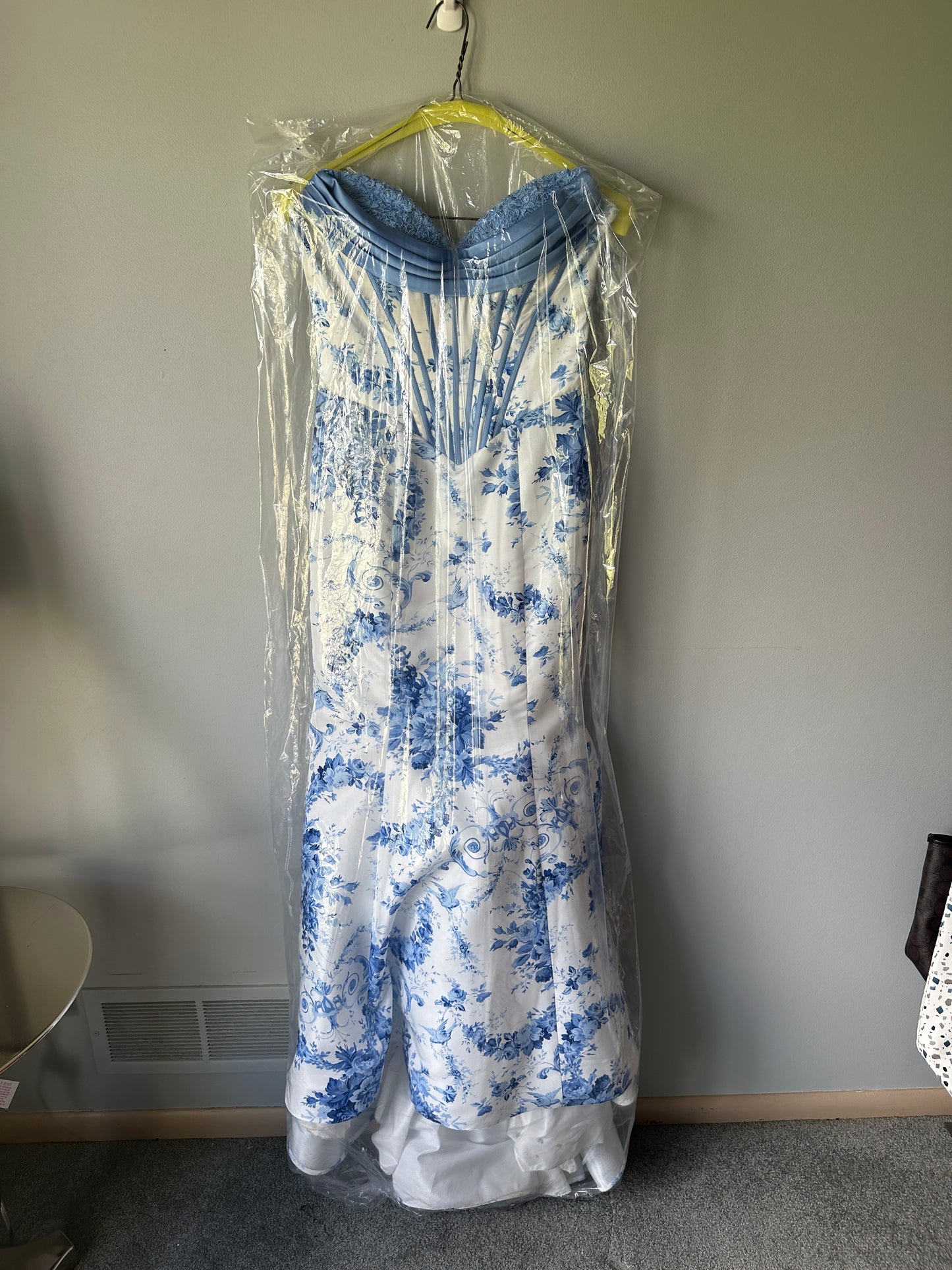 Sherri Hill Prom Dress Size 8