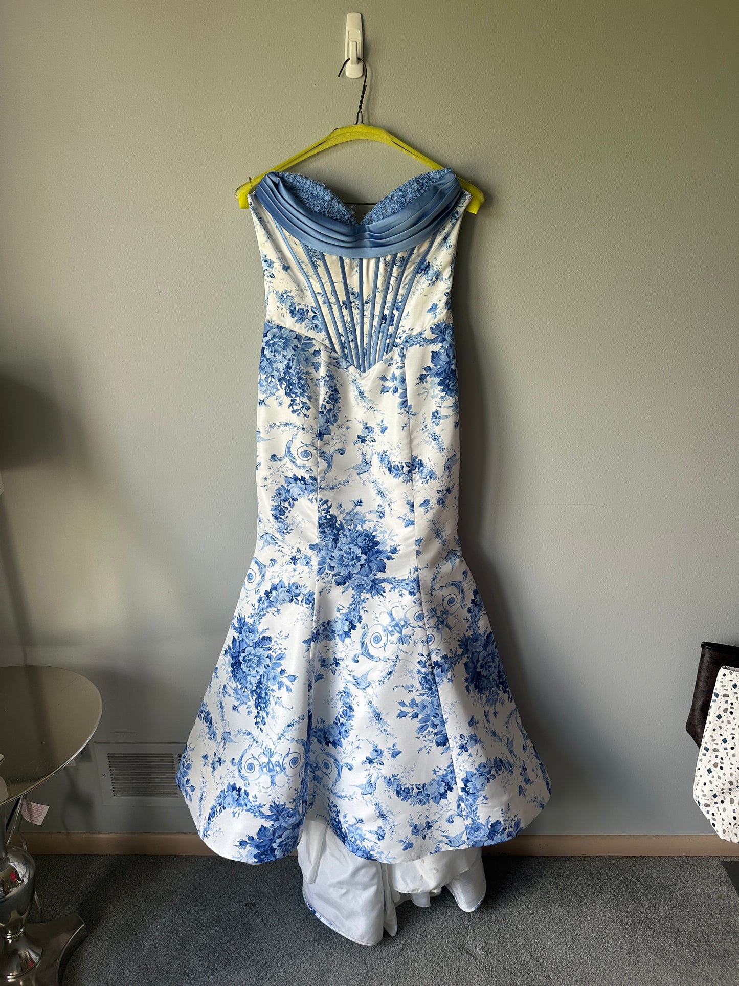 Sherri Hill Prom Dress Size 8