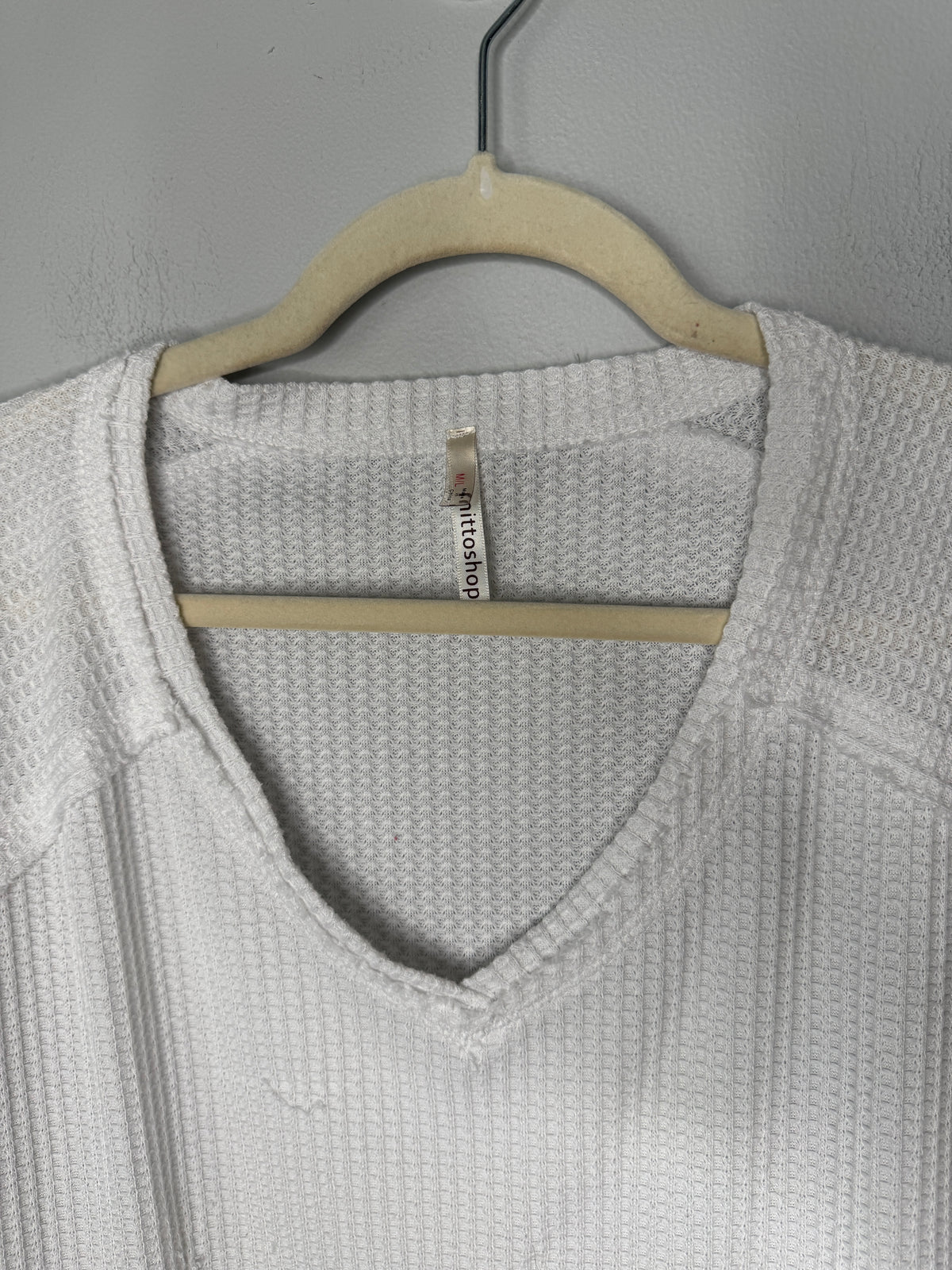 Mittoshop White Top with Snags Size M/L