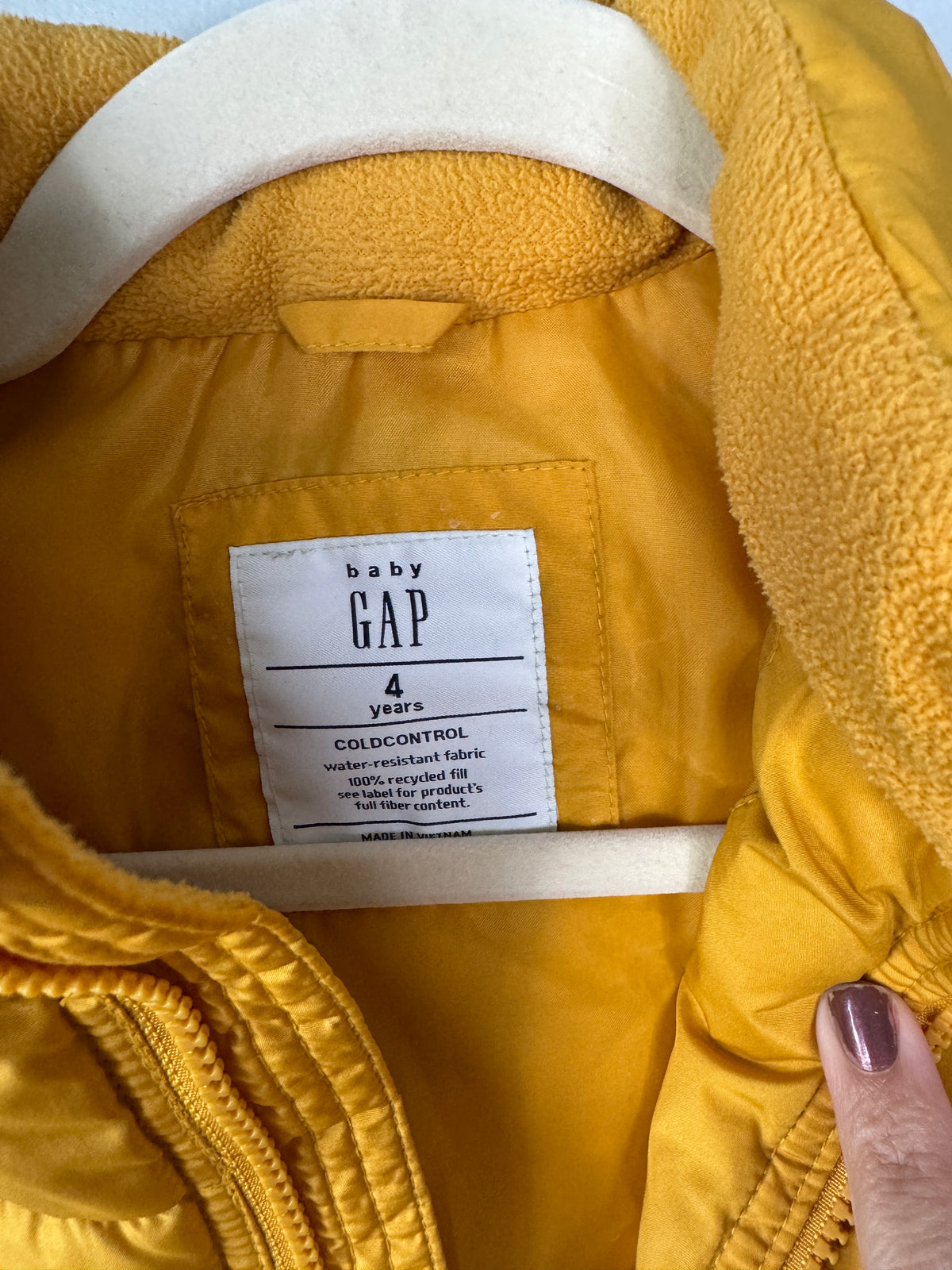 Kids Size 4 Toddler Vest Brand is Baby Gap