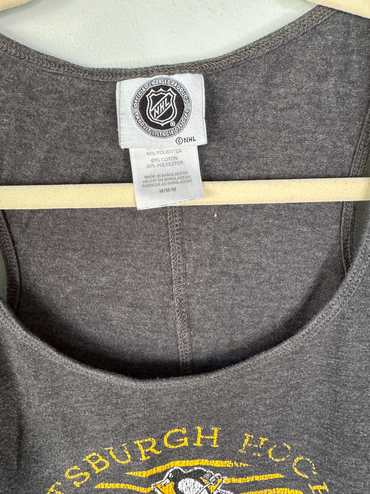 NHL Penguin Tank Size M