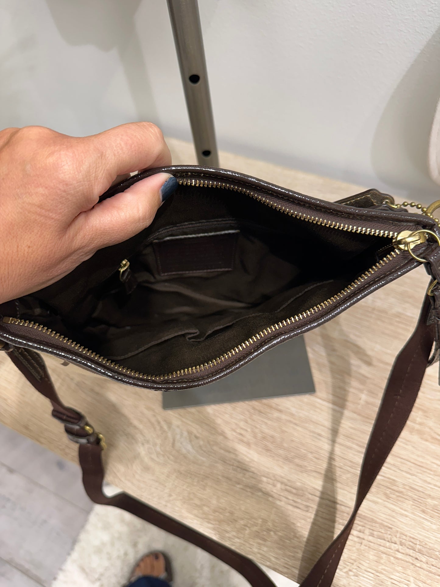 Pre Owned Designer Signature Coach Cross Body