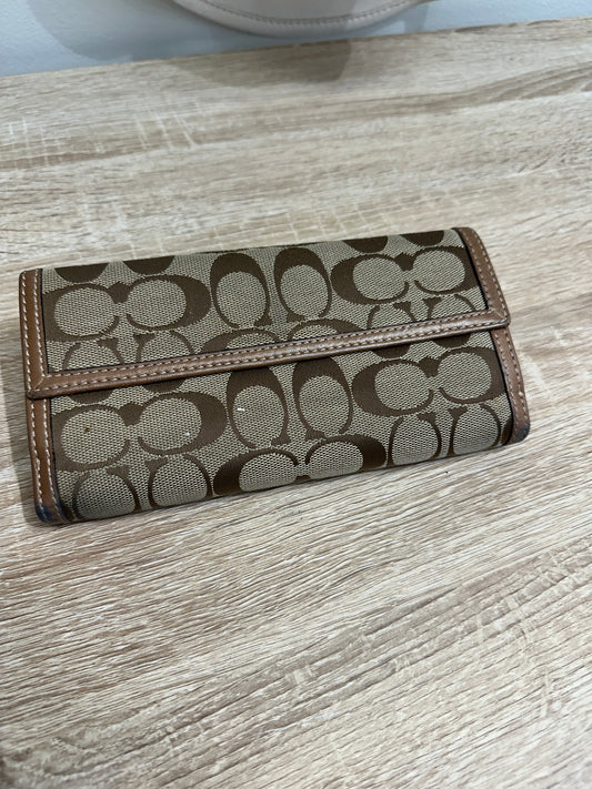 Pre Owned Coach Wallet